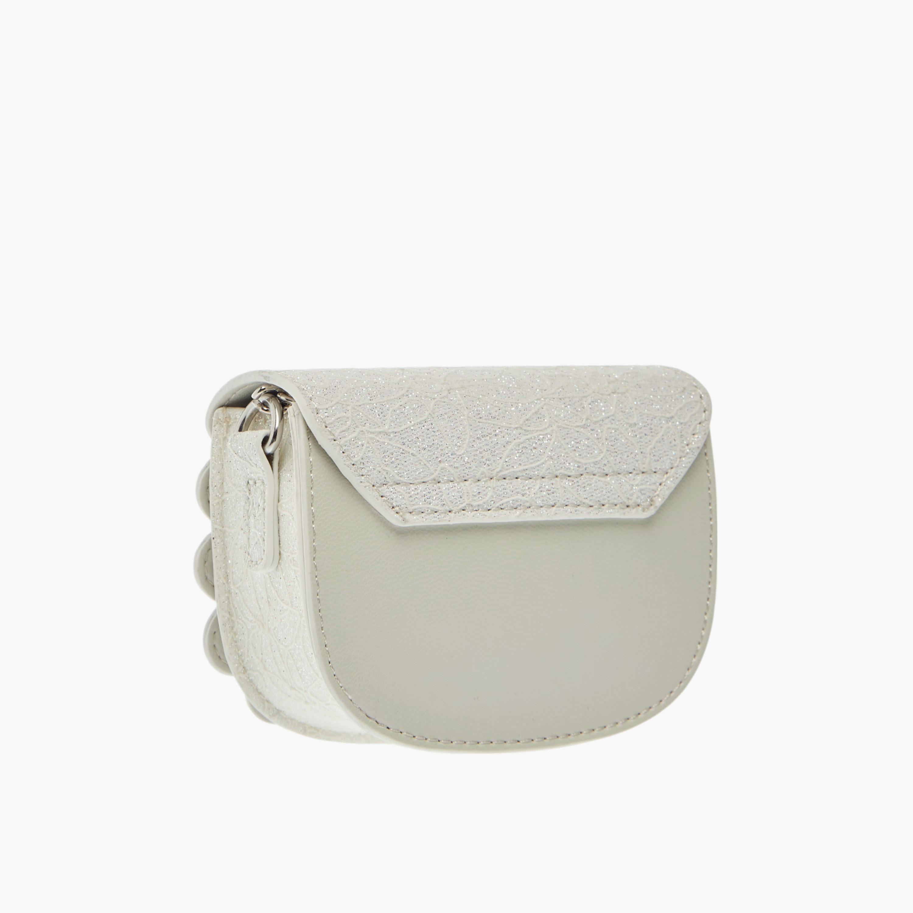 شنطة كروس بودي بزينة فيونكة وحزام سلسلة وزر إغلاق من ليتل ميسي-girls-accessories-bags-image-3