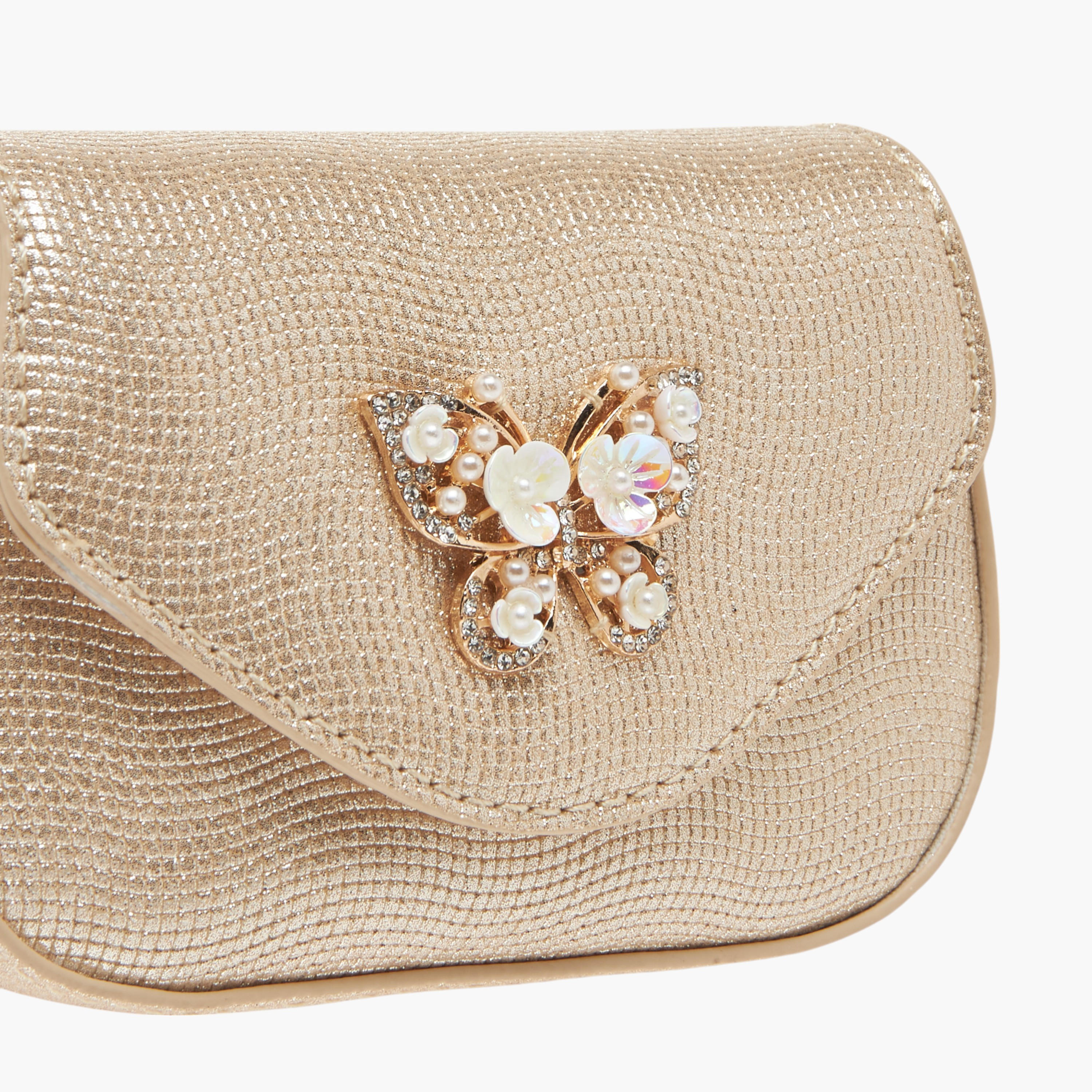 شنطة كروس بودي بفراشة مزينة وبحزام سلسلة قابل للفصل وزر إغلاق من ليتل ميسي-girls-accessories-bags-image-4
