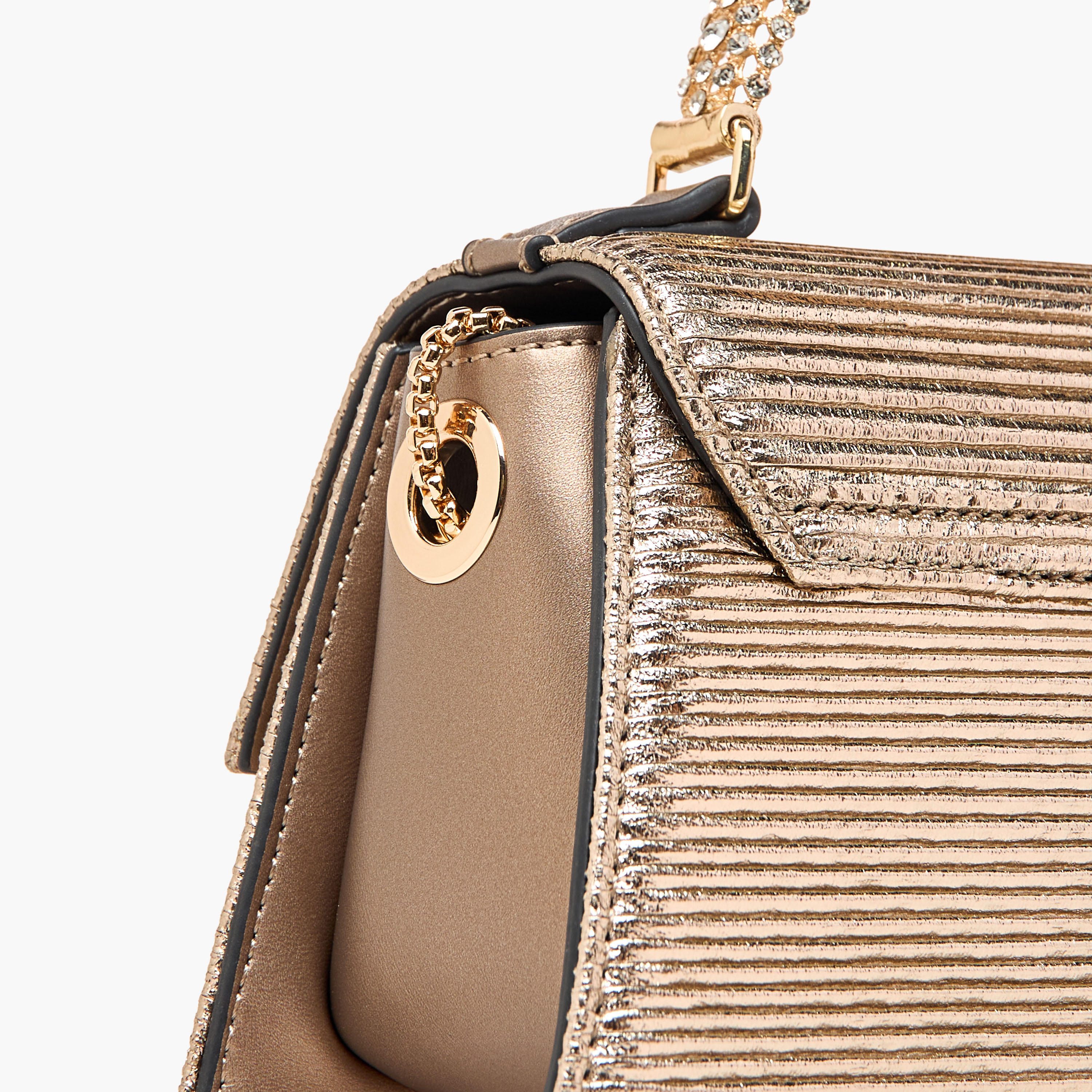 شنطة ساتشيل بمقبض علوي وحزام سلسلة مزين بزهرة من سيليست-women-bagsandwallets-handbags-image-5