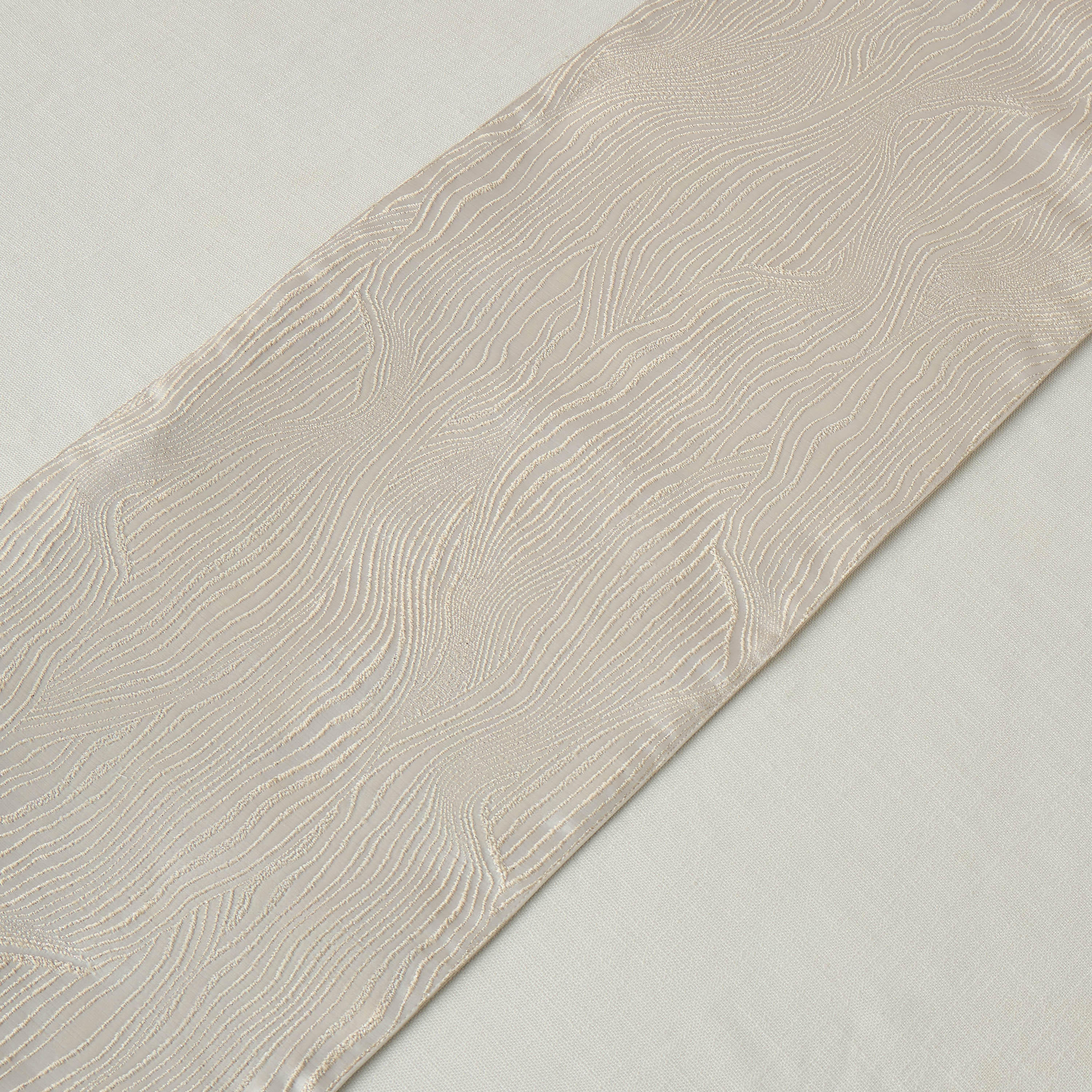 Gia Como Textured Table Runner with Tassel Detail - 33x180 cms-household-dining-tablelinen-runnersandtablecovers-image-3