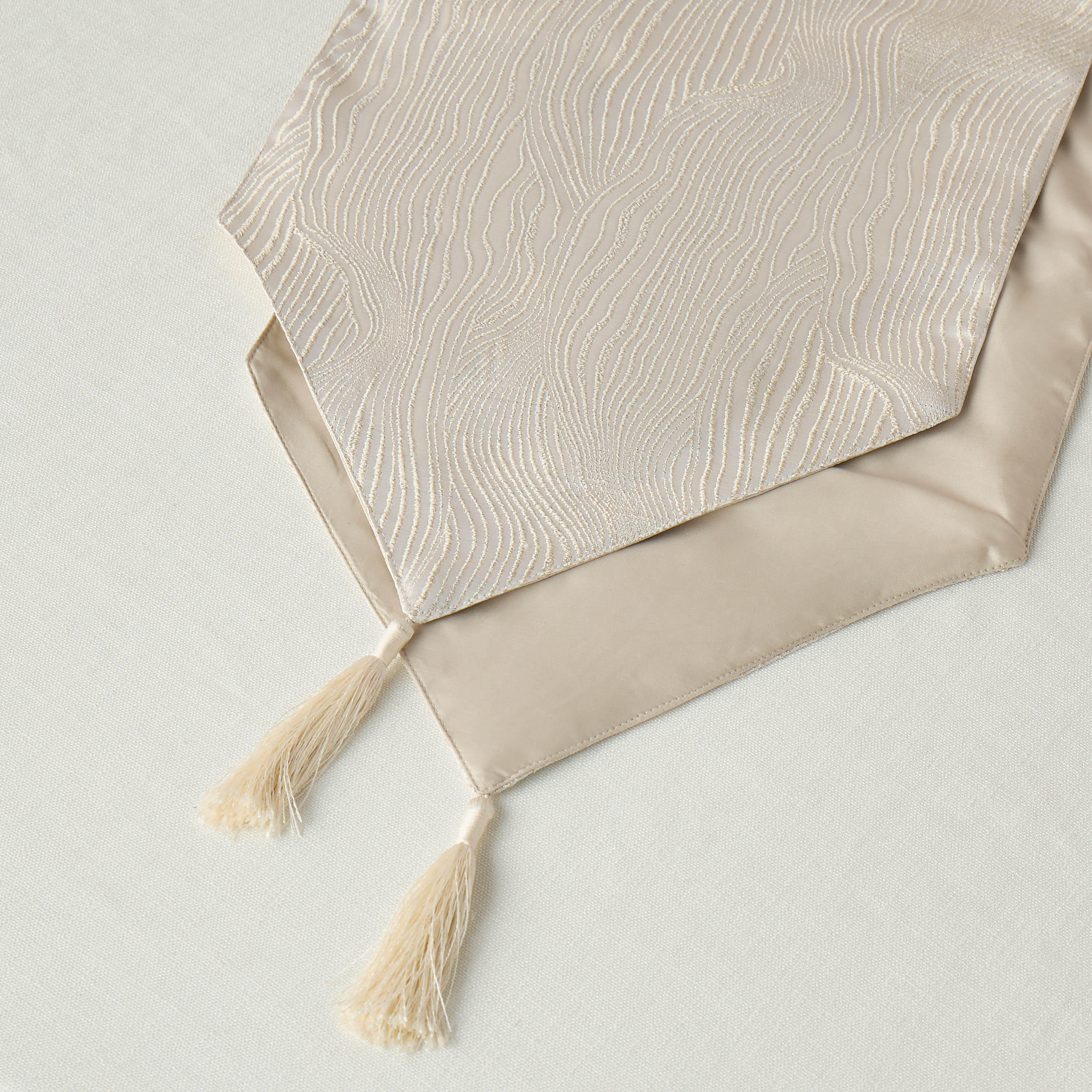 Gia Como Textured Table Runner with Tassel Detail - 33x180 cms-household-dining-tablelinen-runnersandtablecovers-image-4
