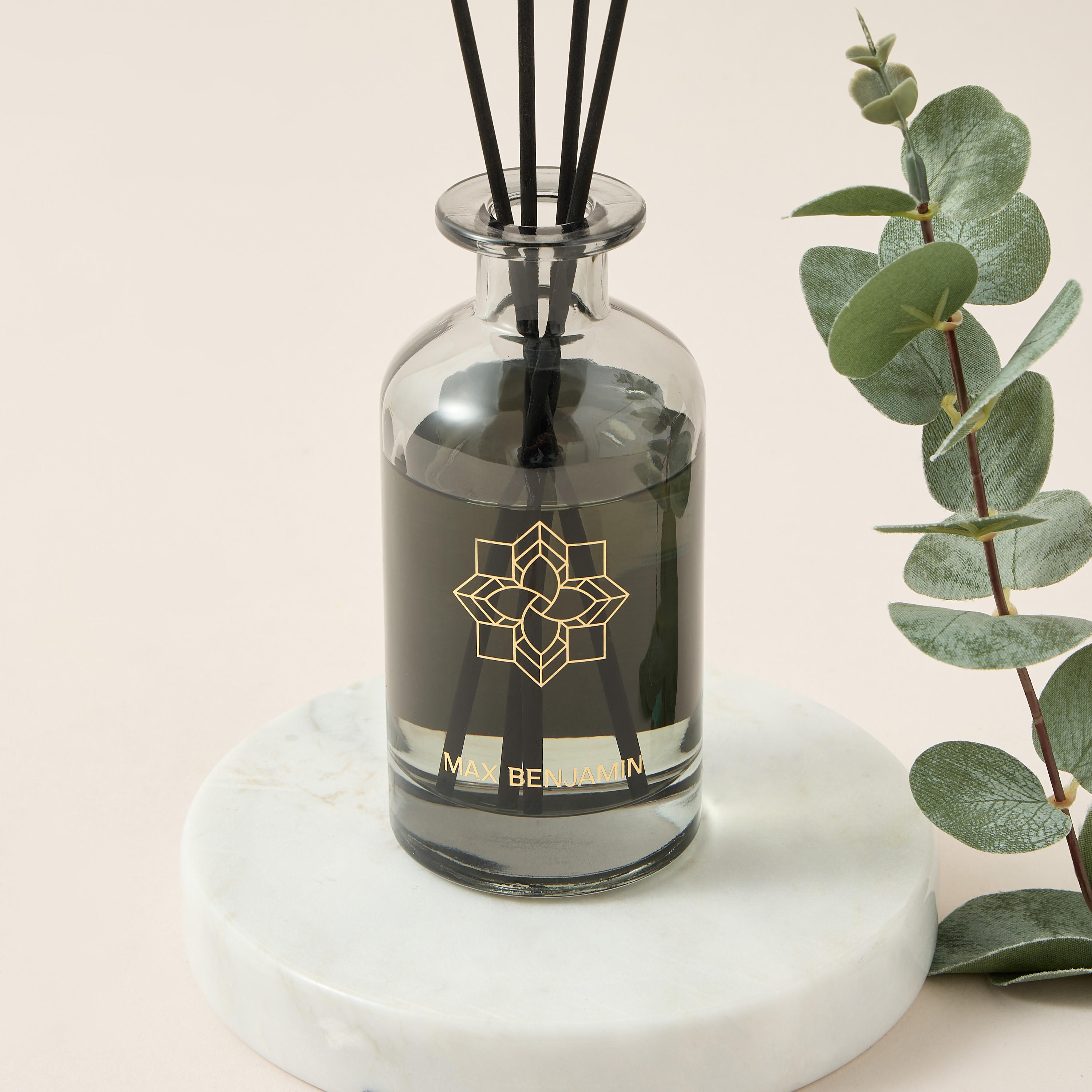 طقم موزع عطور بأعواد وعطر لافندر من ماكس بينجامين - 150 مل-household-homefragrance-reeddiffusers-image-2
