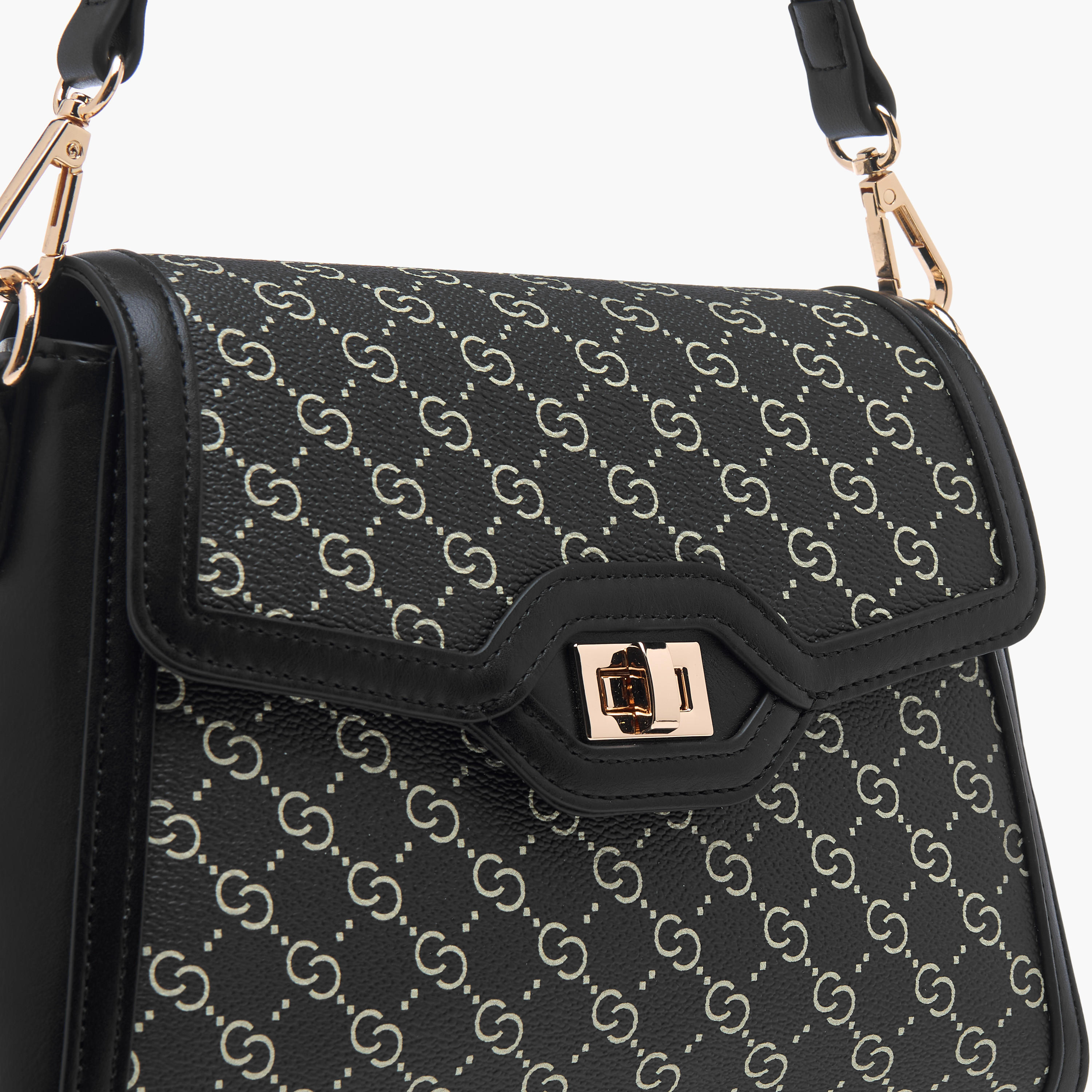 شنطة كتف بحزام قابل للتعديل وسحاب إغلاق وطبعات مونوجرام وقفل ملتوي من سيليست-women-bagsandwallets-handbags-image-4