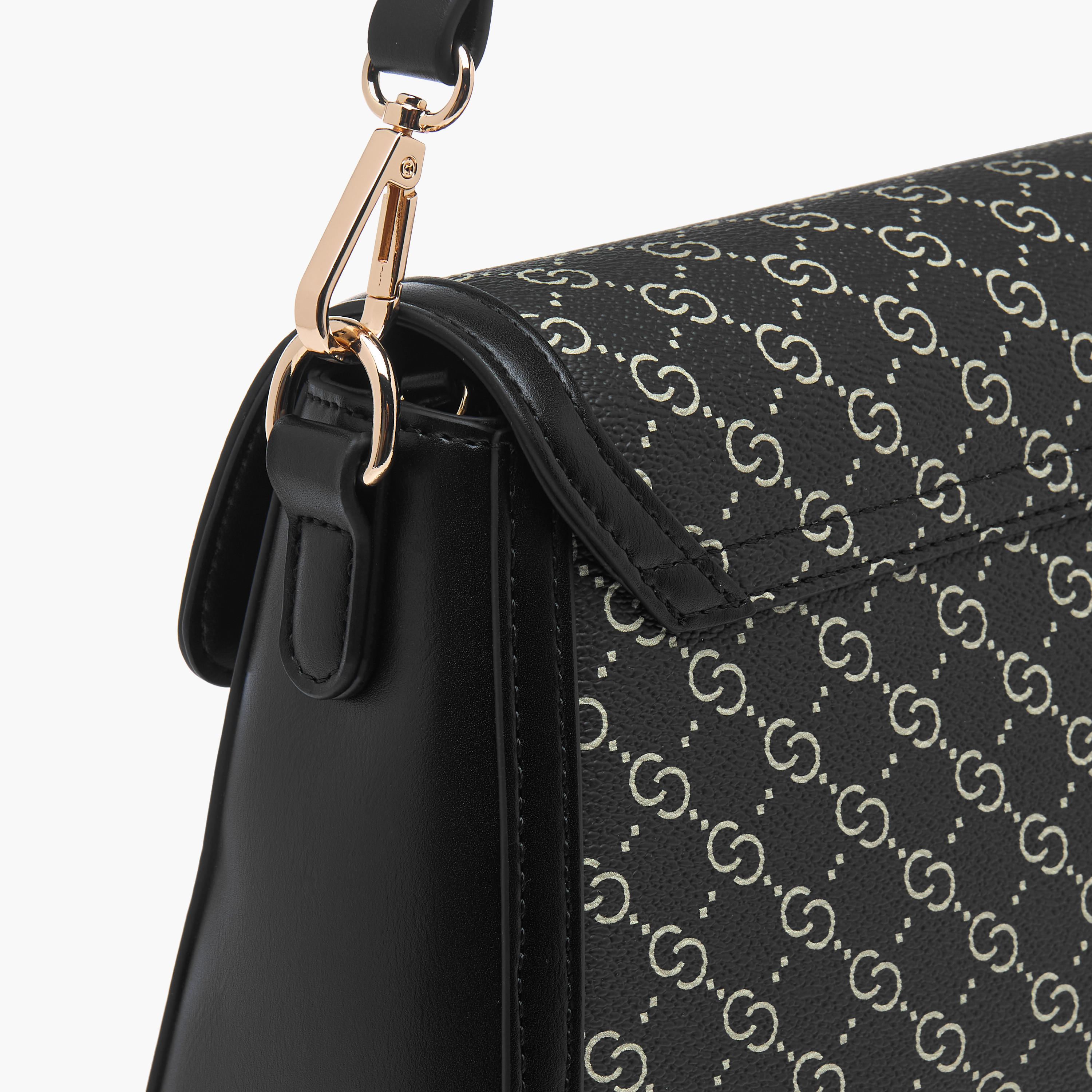 شنطة كتف بحزام قابل للتعديل وسحاب إغلاق وطبعات مونوجرام وقفل ملتوي من سيليست-women-bagsandwallets-handbags-image-5