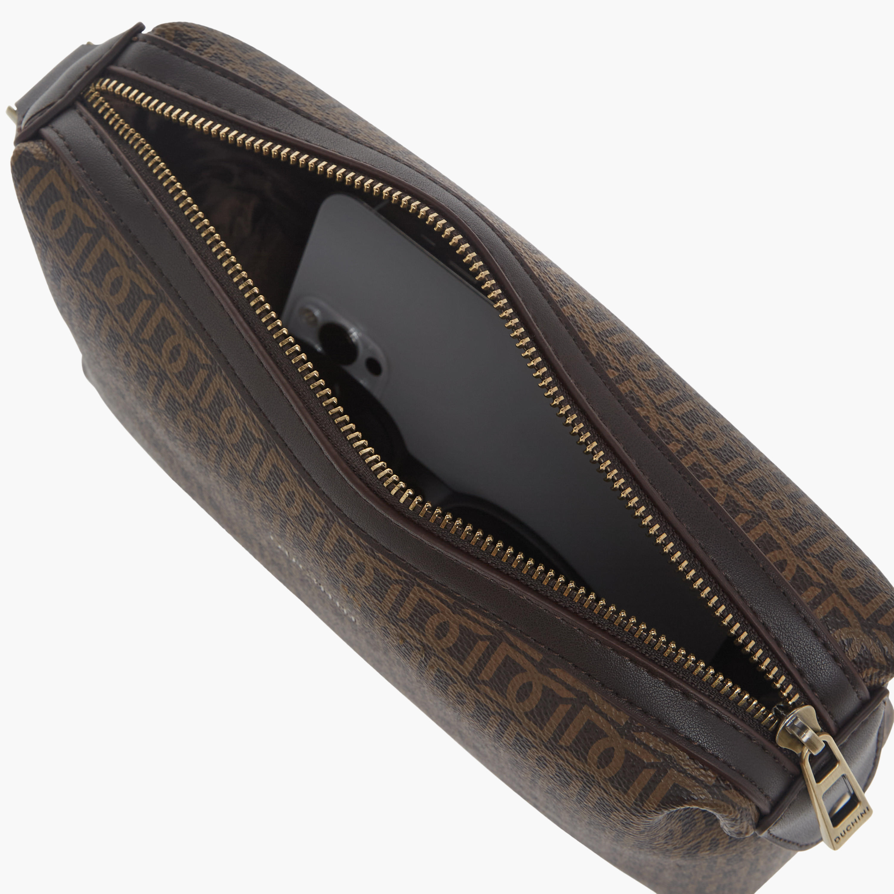شنطة صغيرة بسحاب إغلاق وتفاصيل إبزيم بطبعات مونوغرام من دوتشيني-men-beltsandwallets-wallets-image-6