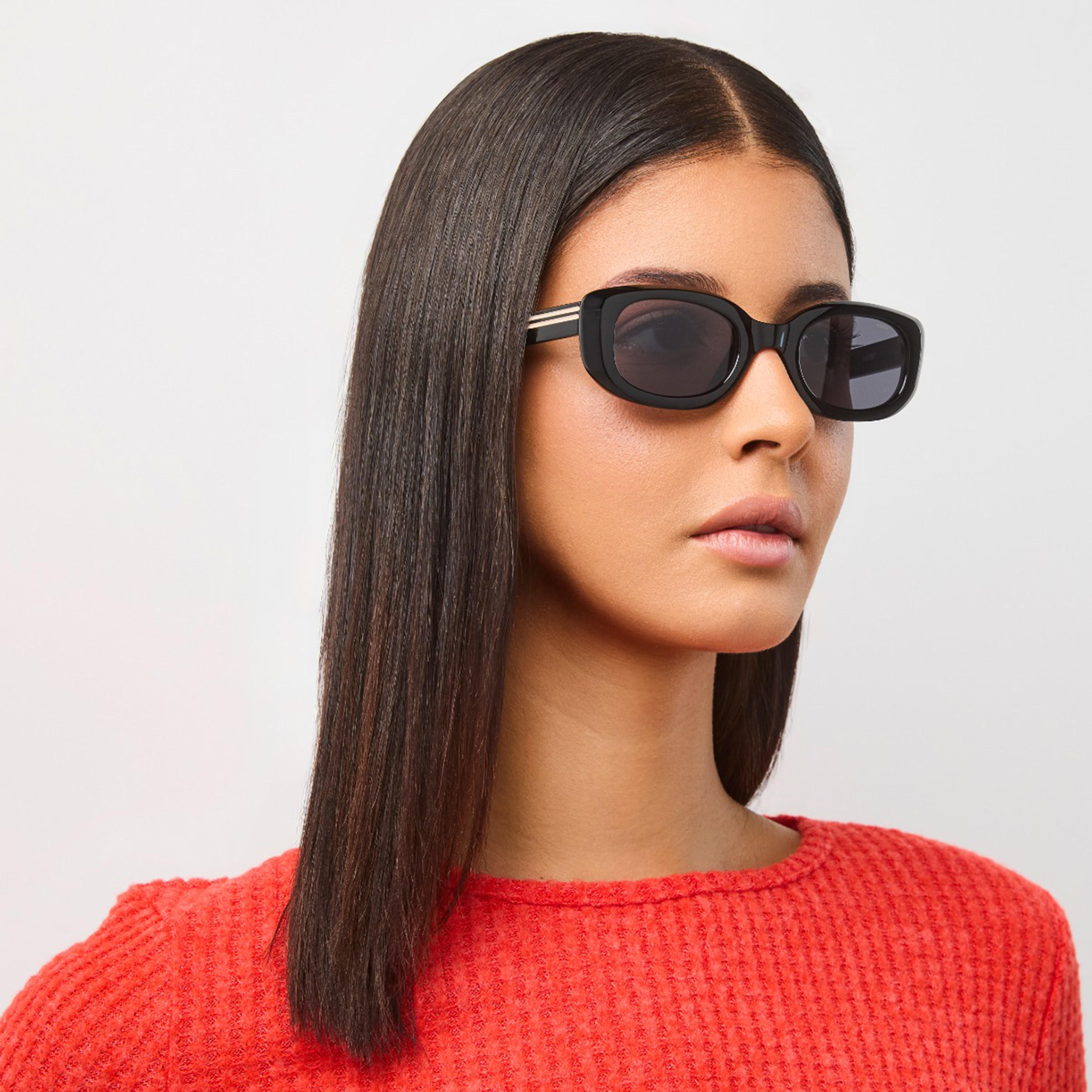 بلاك آوت-  نظارات شمسية بيضاوية رمادية اللون   48 مم BLA-000309-0107-women-sunglasses-image-4