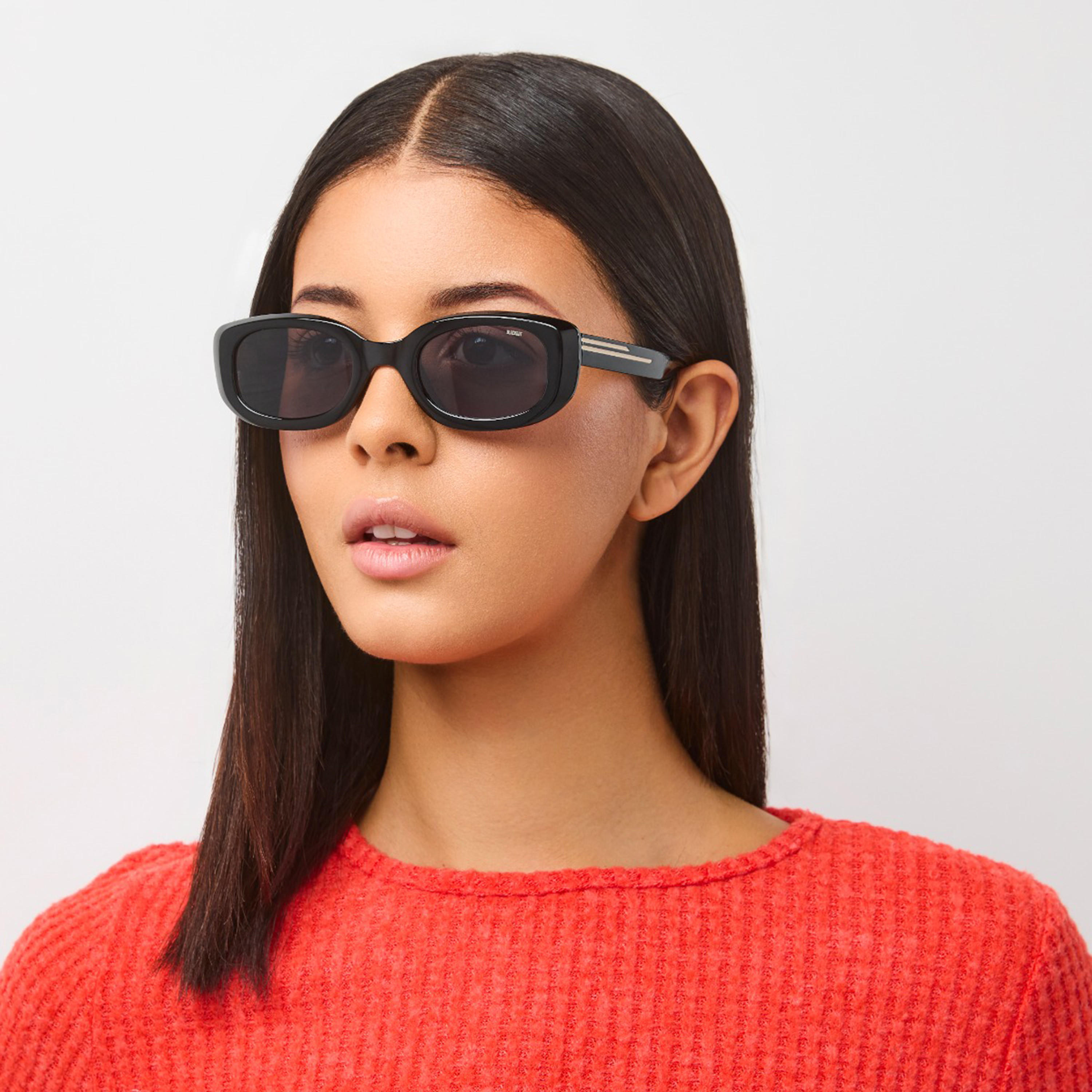 بلاك آوت-  نظارات شمسية بيضاوية رمادية اللون   48 مم BLA-000309-0107-women-sunglasses-image-5