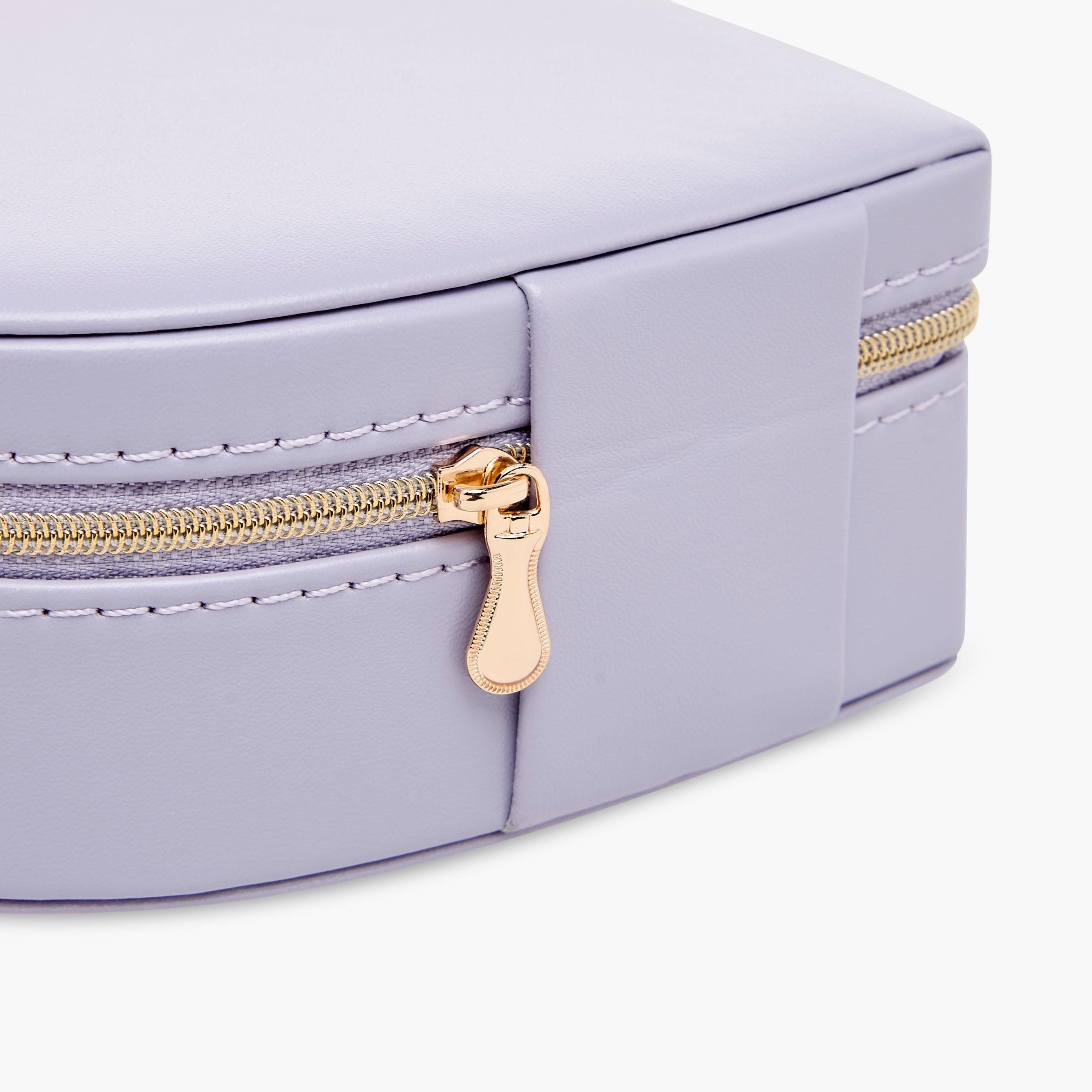 Heart Jewellery Box with Zip Closure - 14x13x6 cms-women-watchesandjewellery-jewellery-storage-image-5
