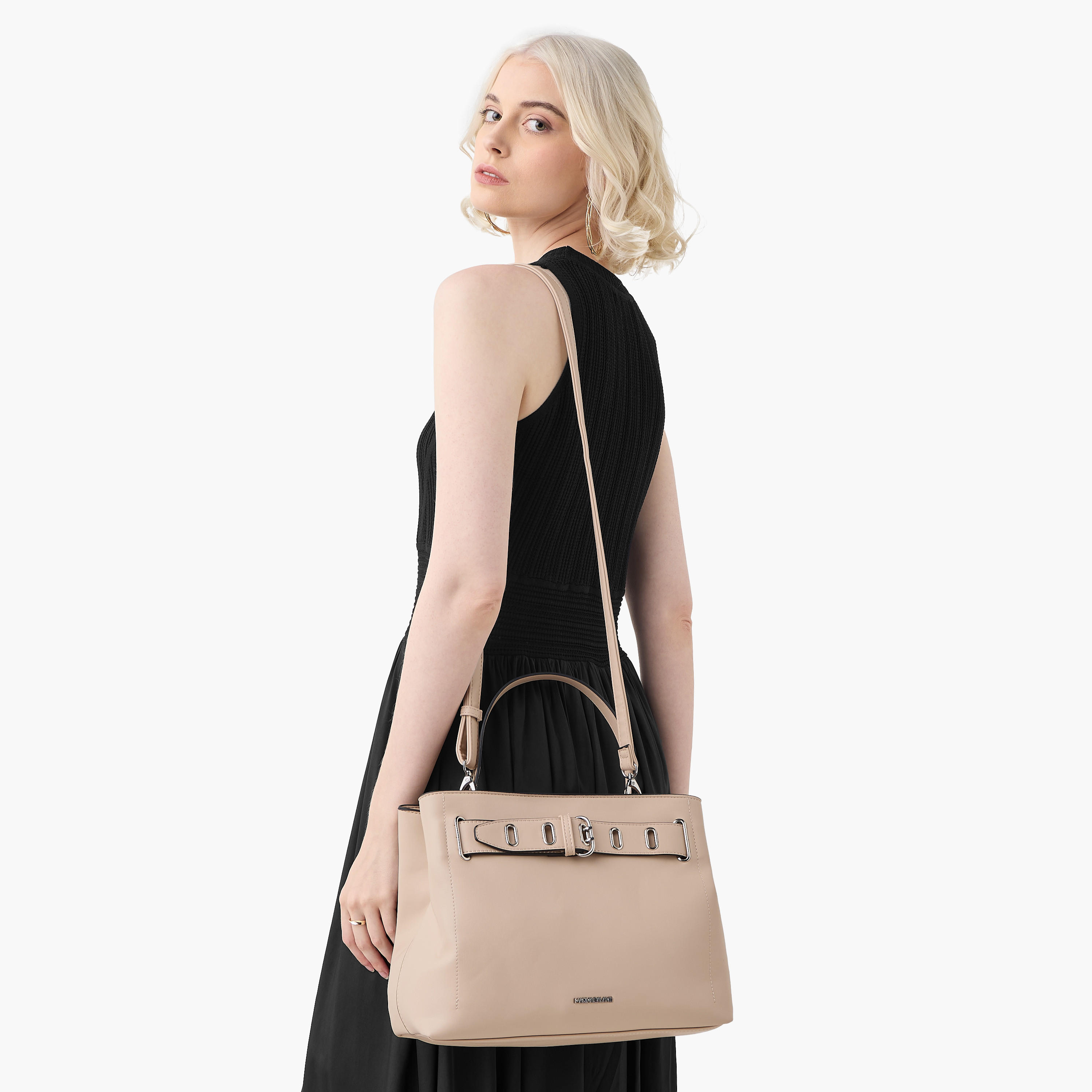 شنطة توتي سادة بتفاصيل إبزيم وسحاب إغلاق من مارينا جالانتي-women-bagsandwallets-handbags-image-2