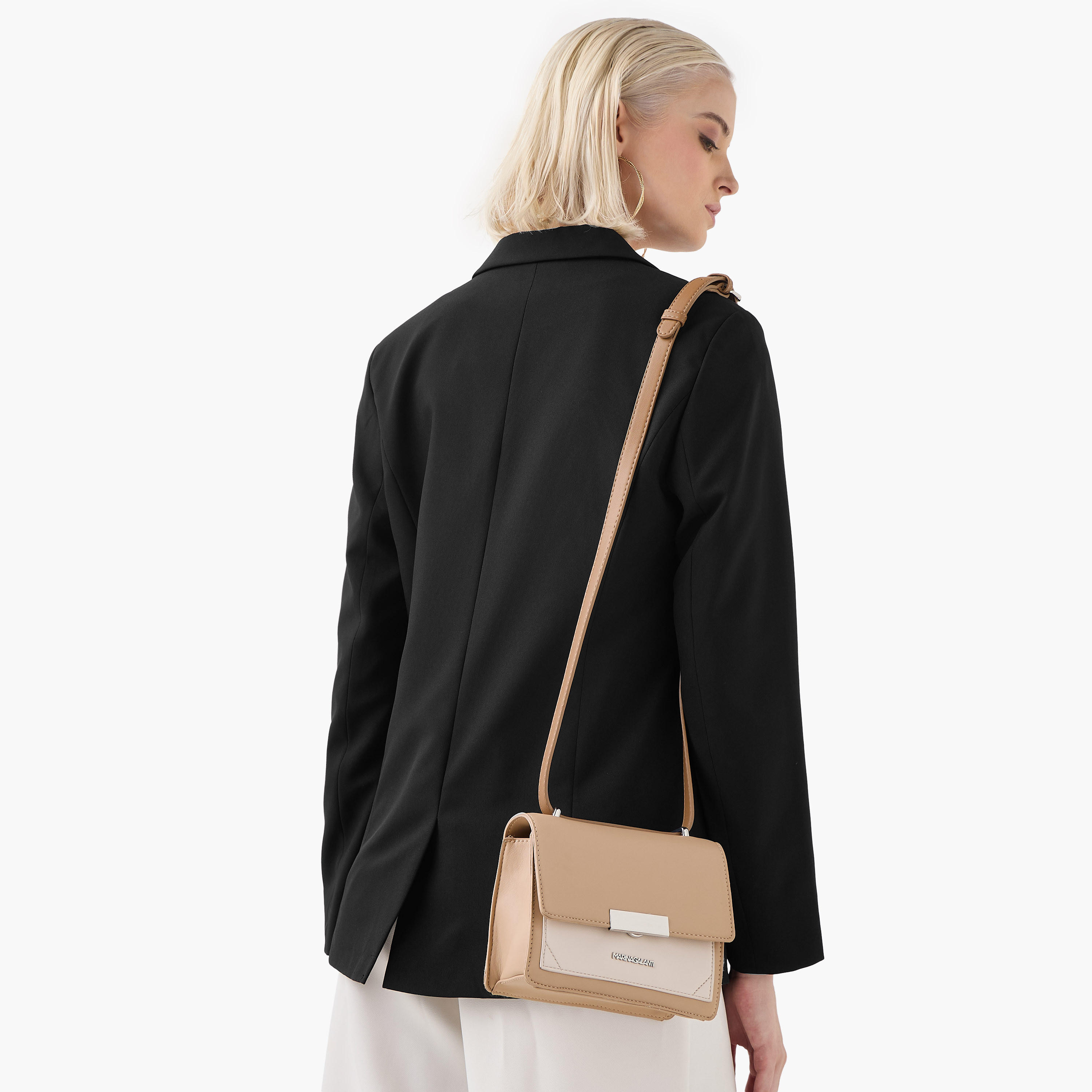 شنطة كروس بودي بقوالب ملونة وحزام قابل للتعديل وإغلاق مغناطيسي من مارينا جالانتي-women-bagsandwallets-handbags-image-2