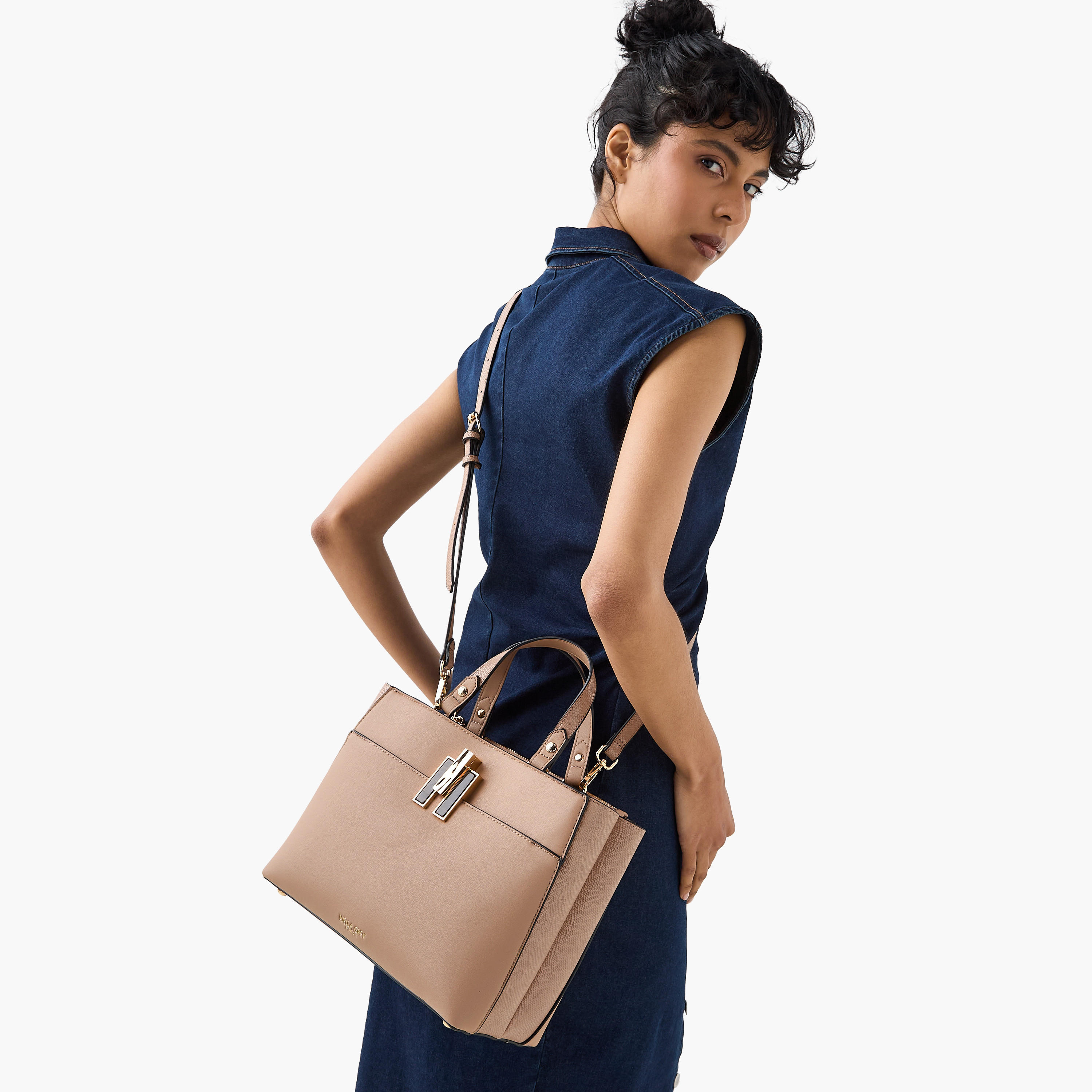 شنطة توتي بارزة الملمس بحزام قابل للفصل وزر إغلاق من لويلا جراي-women-bagsandwallets-handbags-image-8