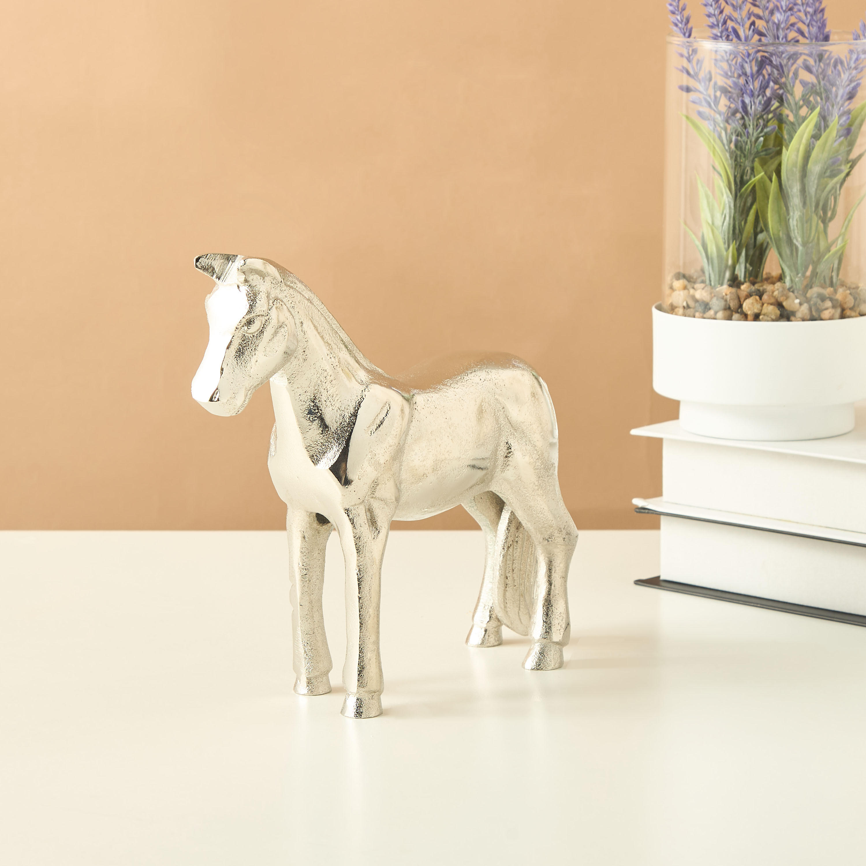 تمثال حصان ديكور من الألومنيوم-household-decor-decorativeobjectsandsculptures-image-1