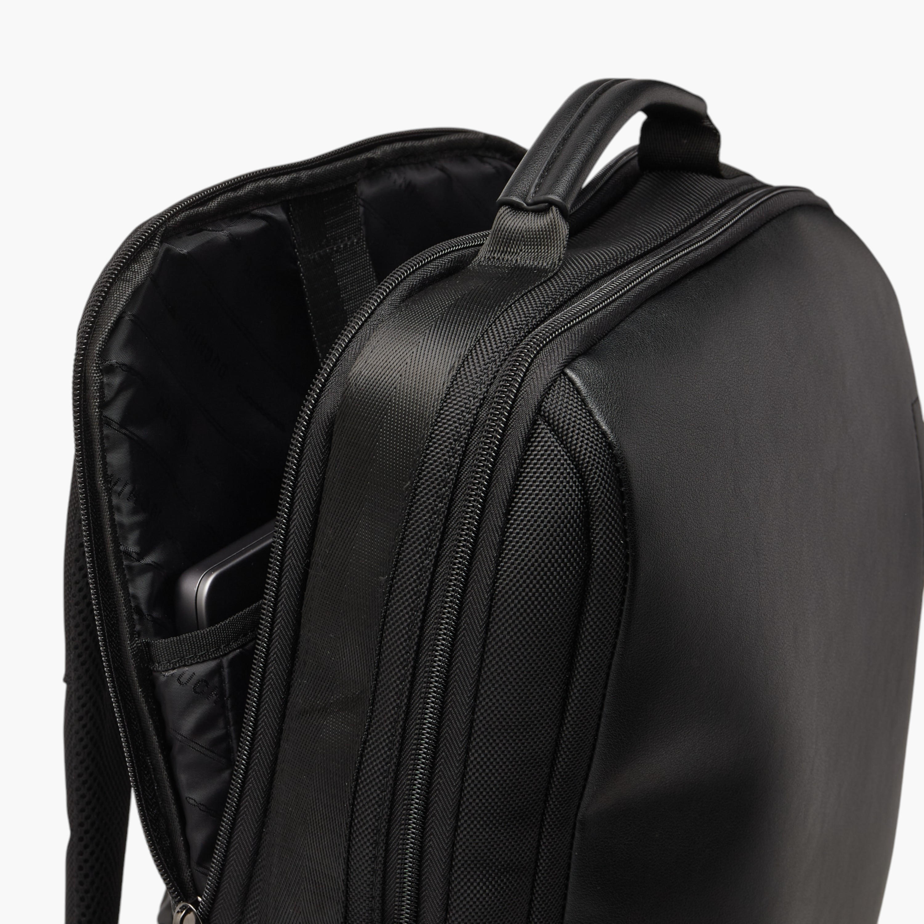 Duchini Solid Backpack with Adjustable Straps and Handle-men-bags-image-10