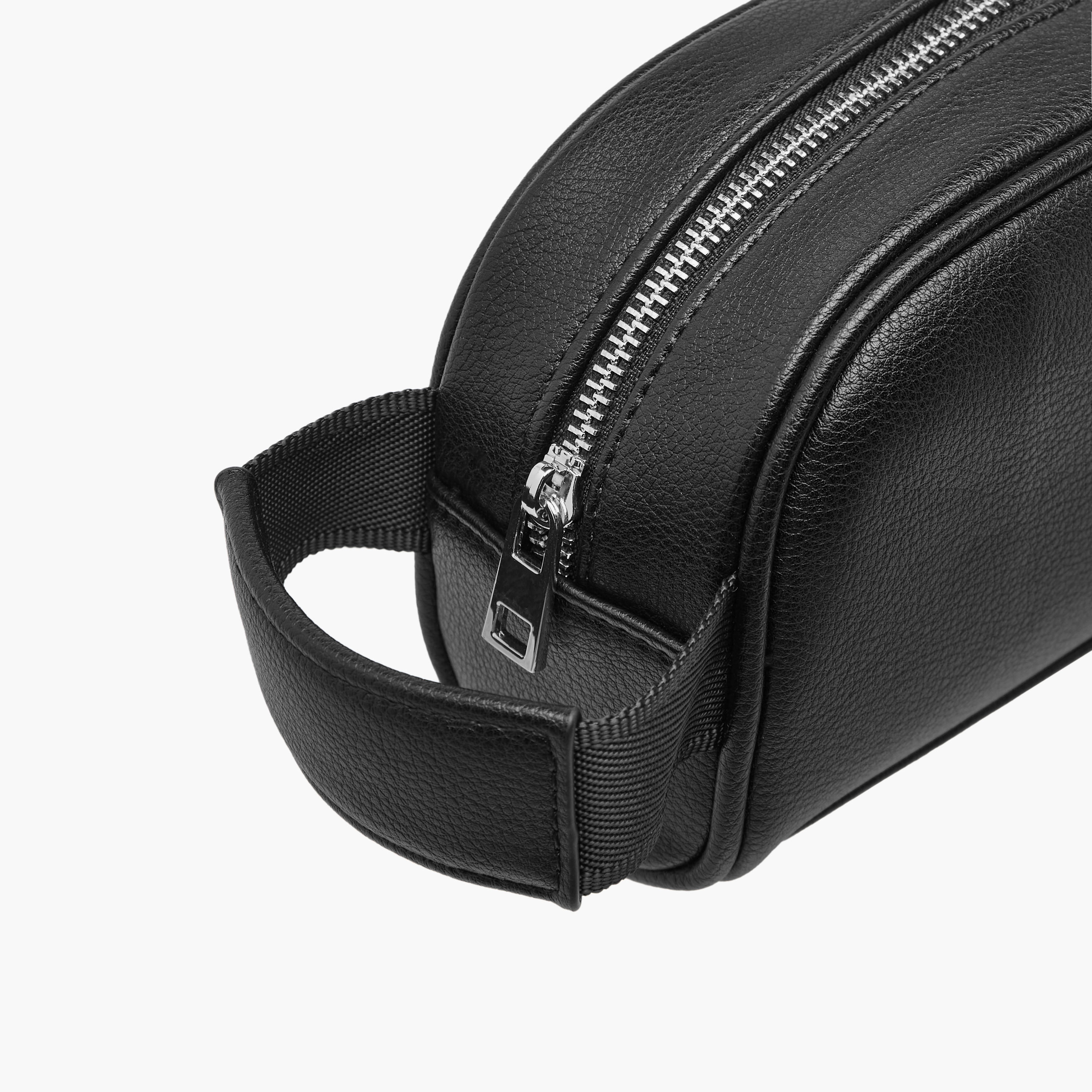 شنطة صغيرة بارزة الملمس بسحاب إغلاق وحزام معصم من دوتشيني-men-bags-image-4