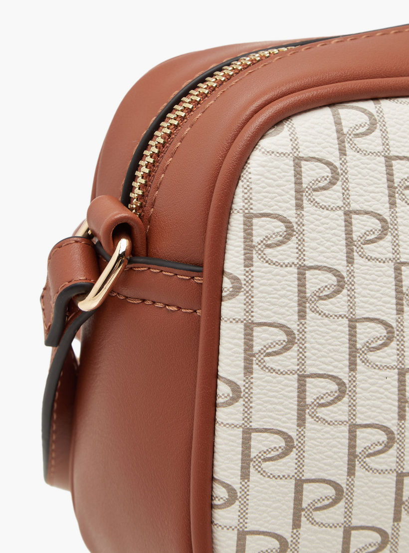 شنطة كروس بودي بطبعات مونوجرام وحزام قابل للتعديل من بابريكا-women-bagsandwallets-handbags-image-5