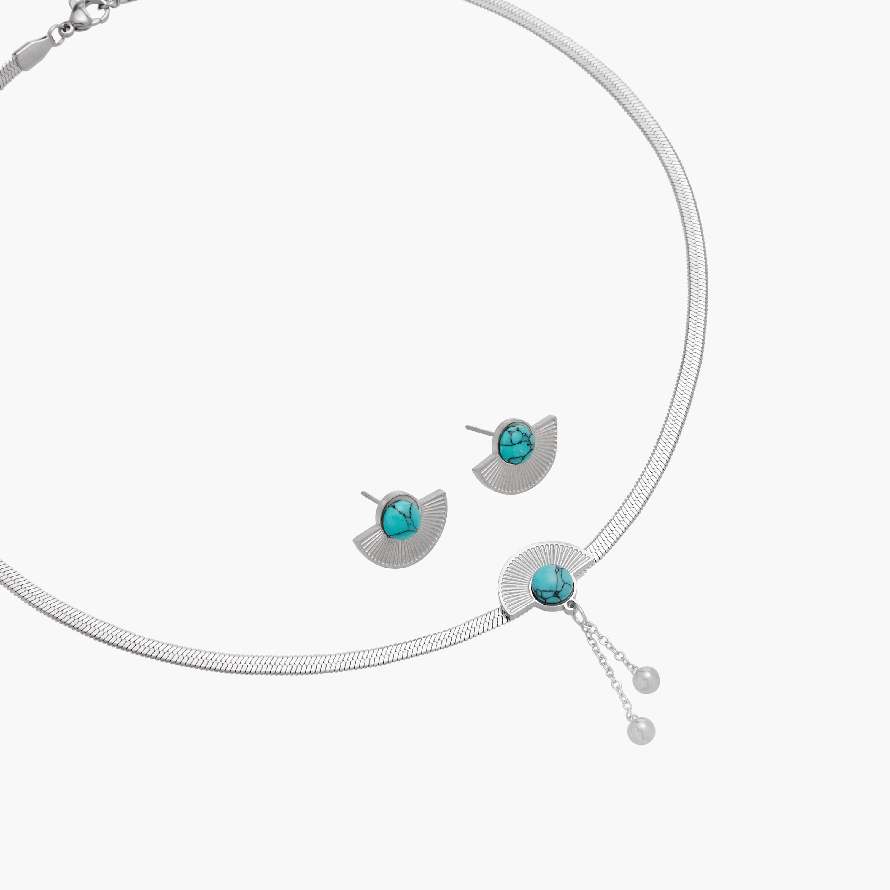 طقم عقد وحلق مزين-women-watchesandjewellery-jewellery-jewellerysets-image-3