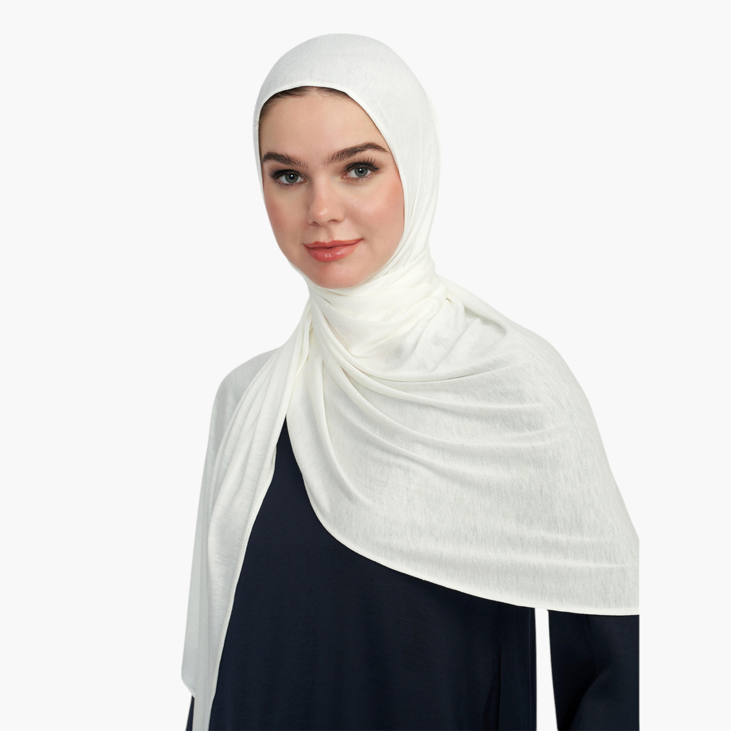 Logo Detail Hijab-women-arabicclothing-headscarf-hijab-image-1