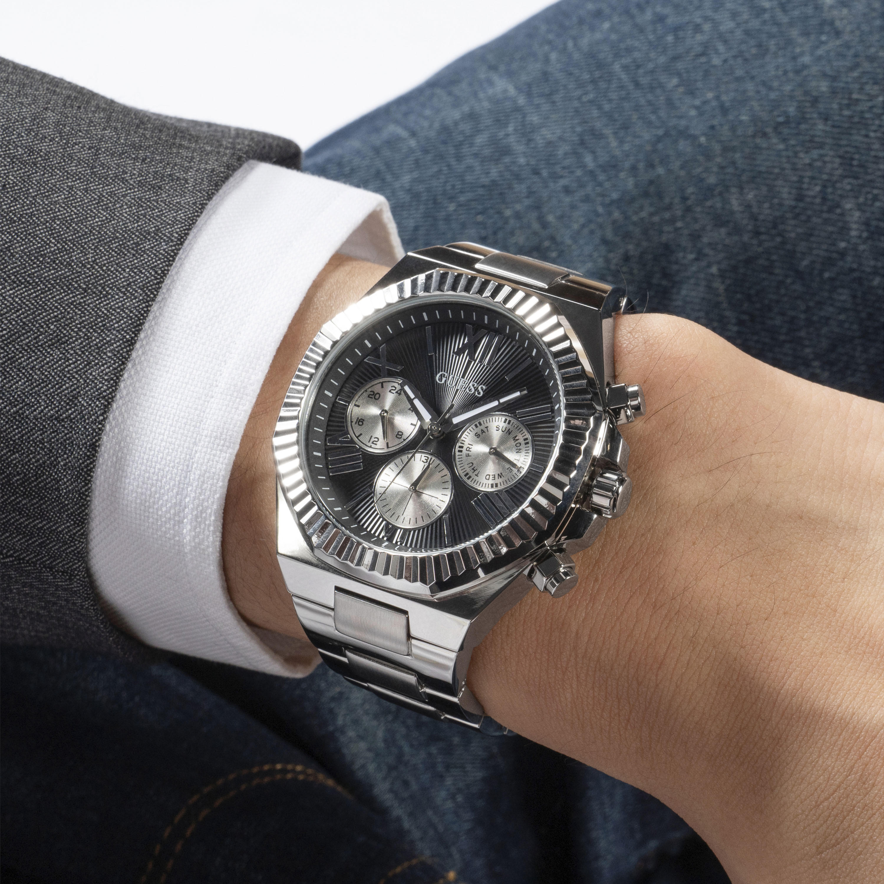Guess Men's 44 MM Silver Chronograph Metal Strap Watch | GW0703G1-men-watchesandjewellery-watches-image-7