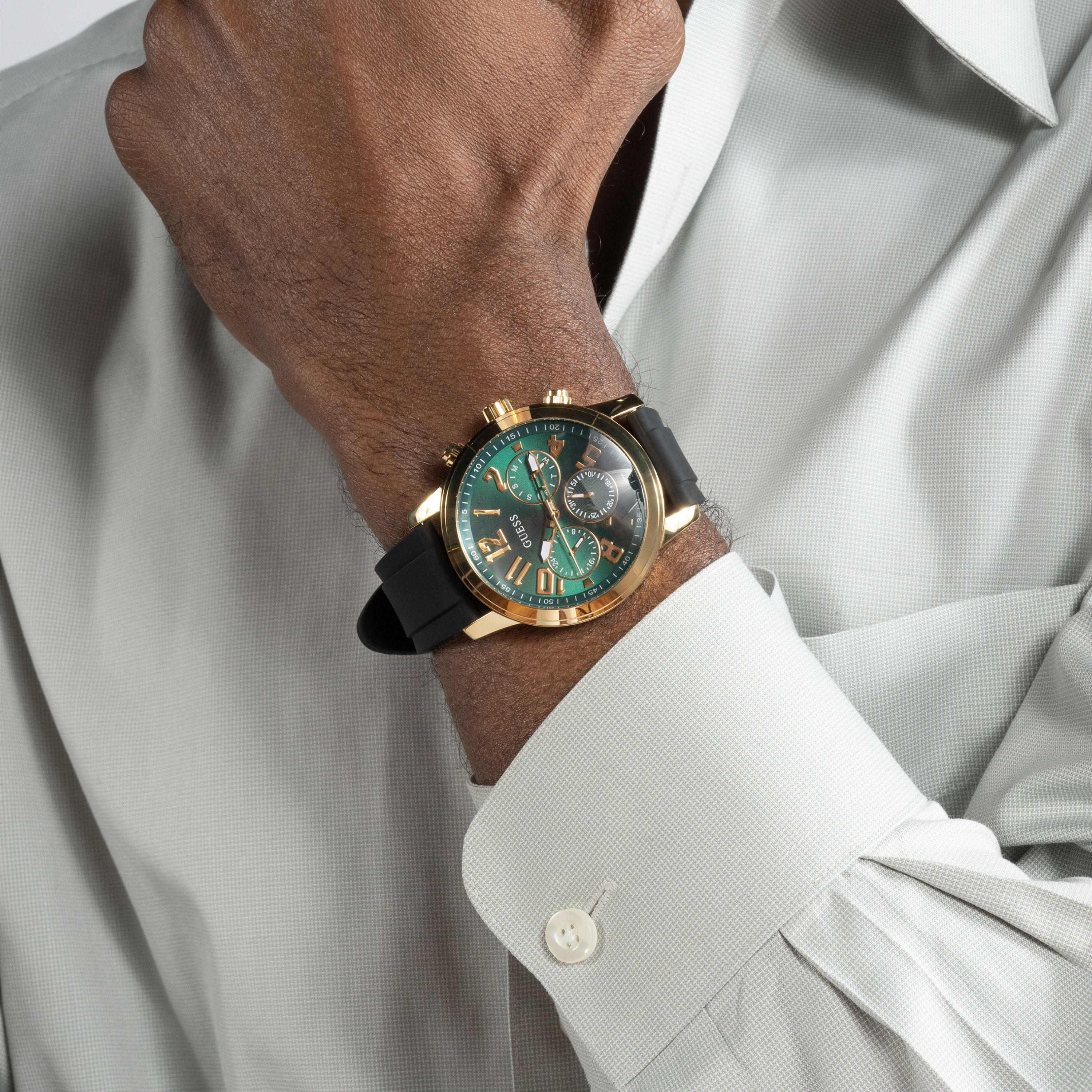 غيس- ساعة رجالية كرونوغراف سوداء 44 مم سوار سيليكون | GW0708G2-men-watchesandjewellery-watches-image-6