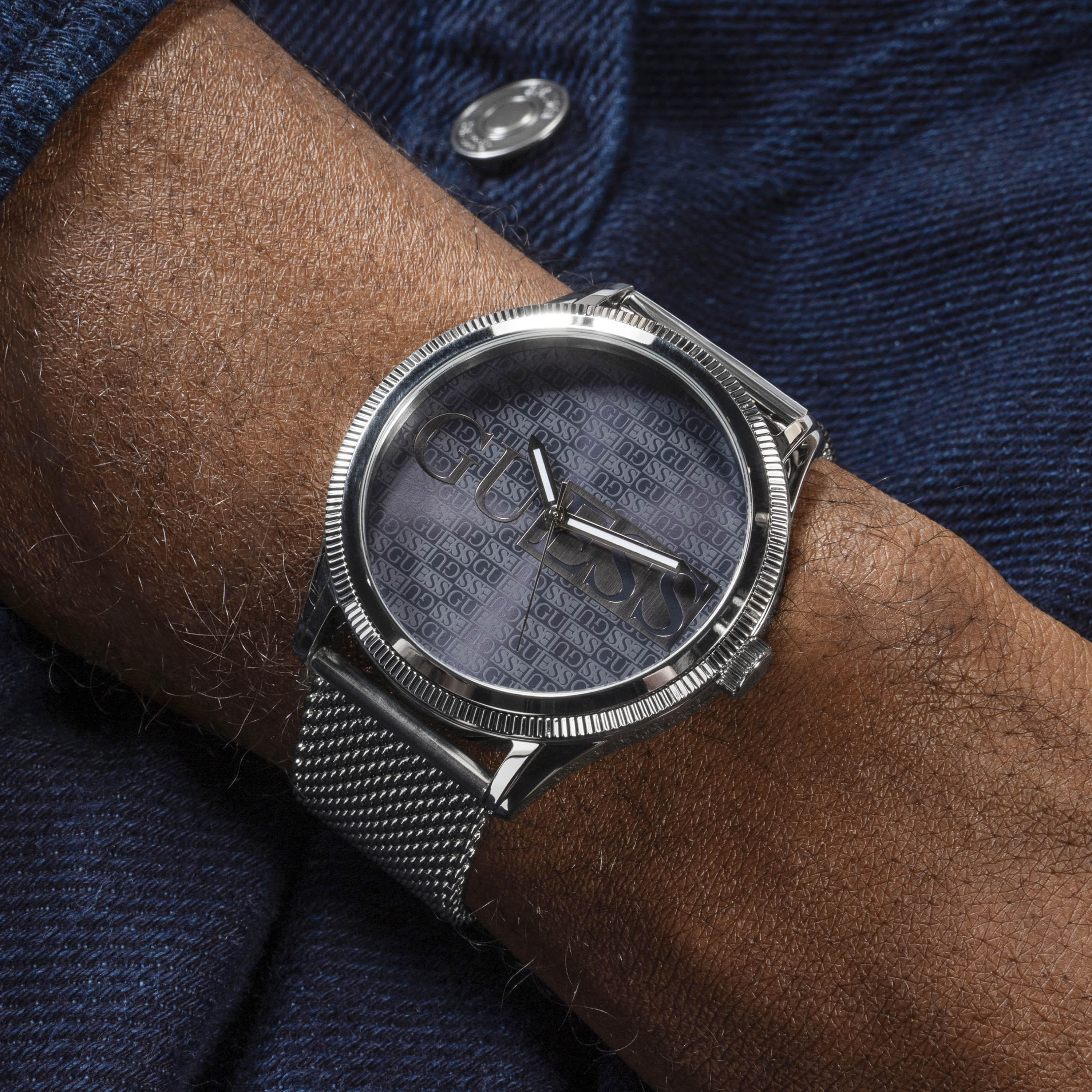 غيس- ساعة رجالية كرونوغراف فضية 44 مم سوار شبكي | GW0710G1-men-watchesandjewellery-watches-image-7