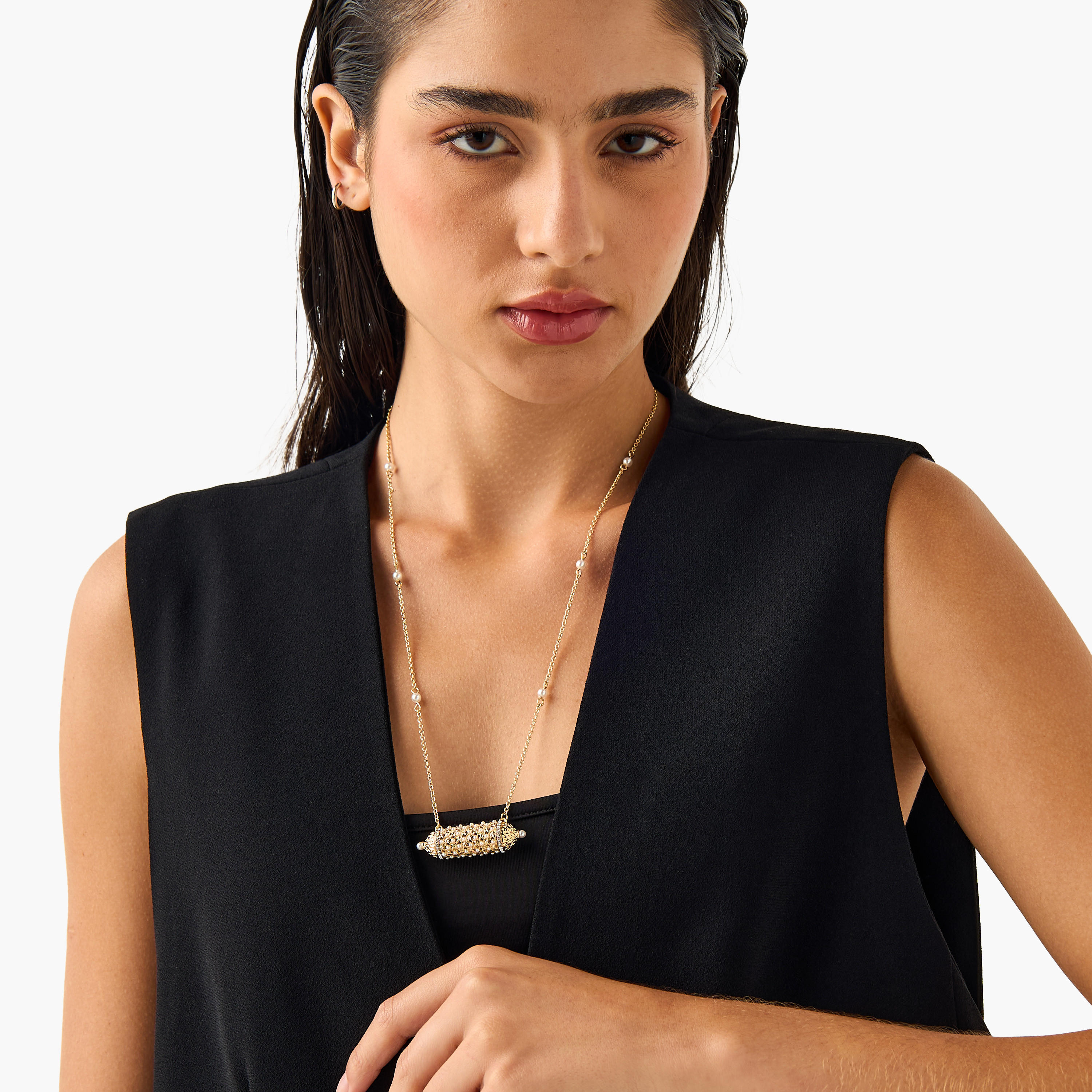 Pearl Studded Pendant Necklace with Lobster Clasp Closure-women-watchesandjewellery-jewellery-necklacesandpendants-image-2