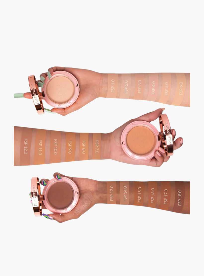 بودرة أساس فلوليس من بيوتي كرييشنز-beautyandpersonalcare-makeup-face-compactpowder-image-2