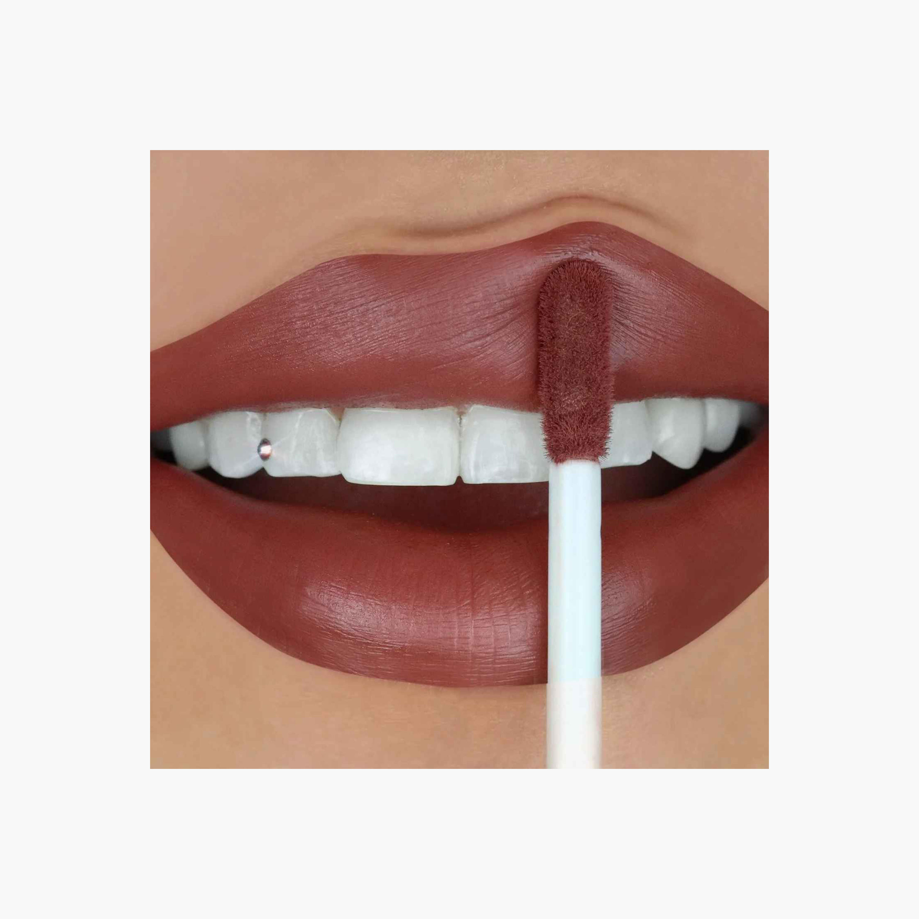 أحمر شفاه سائل فيلفيت ستاي من بيوتي كرييشنز-beautyandpersonalcare-makeup-lips-liquidlipsticks-image-3