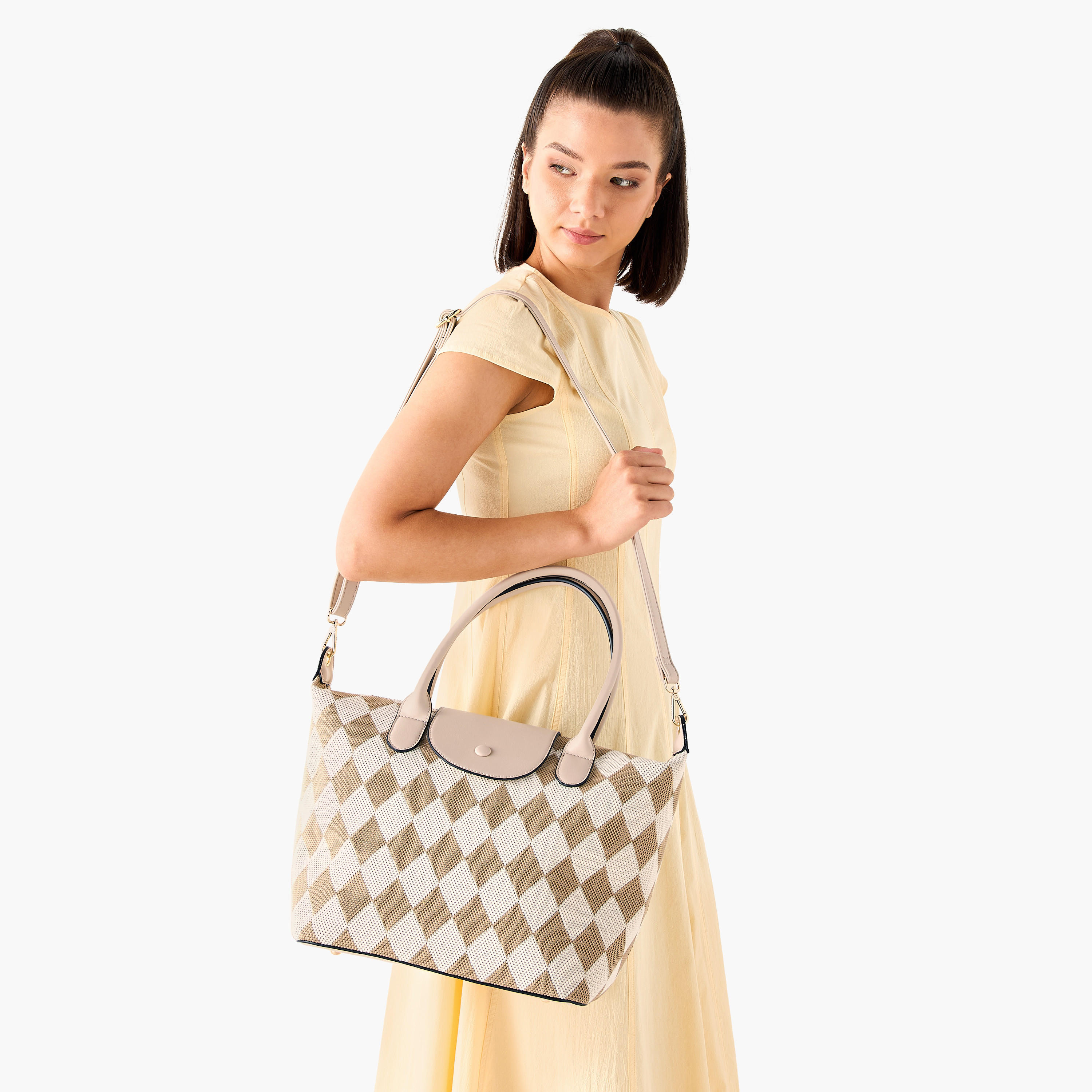 شنطة توتي مربعات بمقابض مزدوجة وطية إغلاق من بيسي لندن-women-bagsandwallets-handbags-image-2