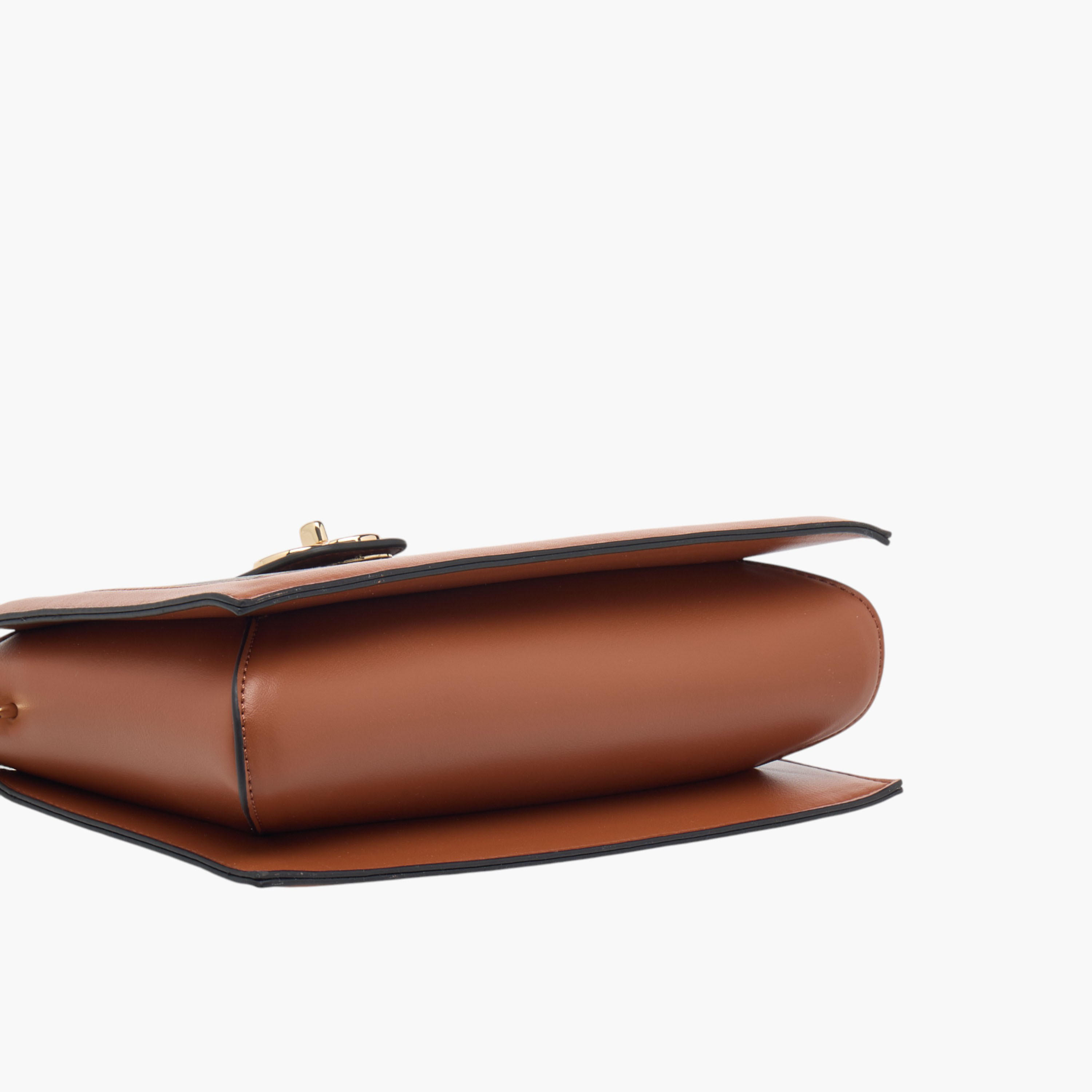 شنطة كتف بحزام سلسلة وسحاب إغلاق وطبعات مونوجرام من سيليست-women-bagsandwallets-handbags-image-7