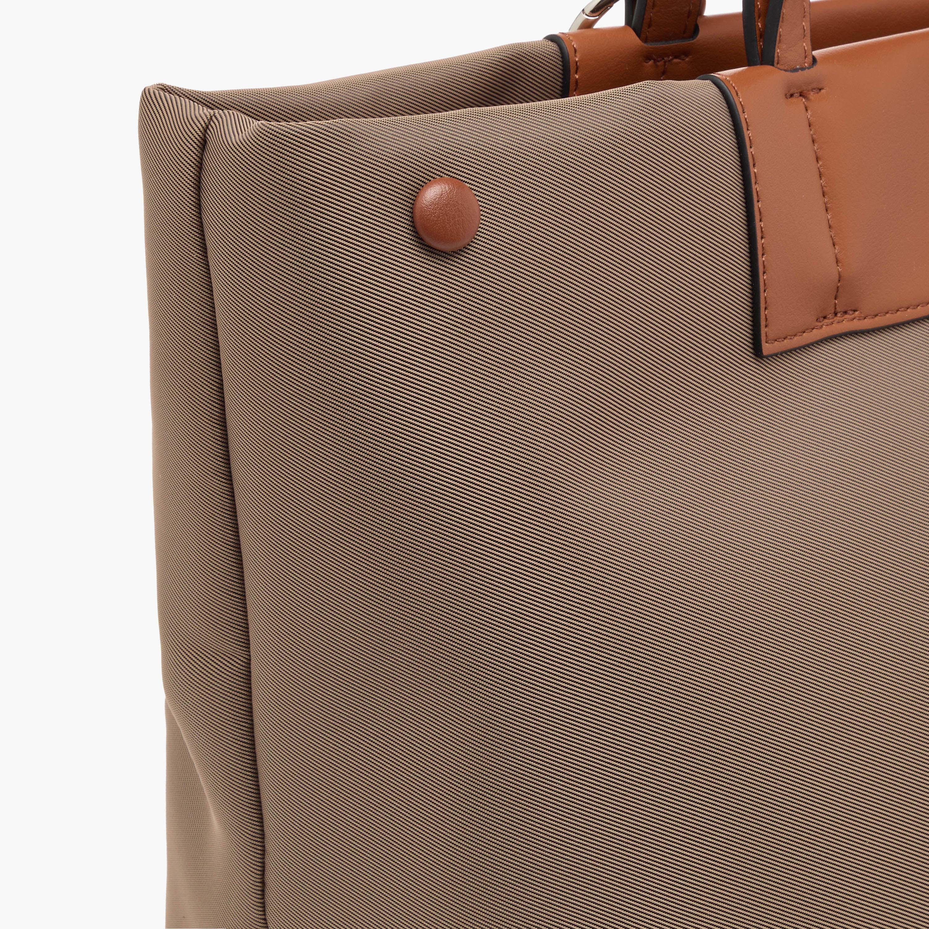 شنطة توتي متعددة التصاميم بمقابض مزدوجة من سيليست-women-bagsandwallets-handbags-image-6