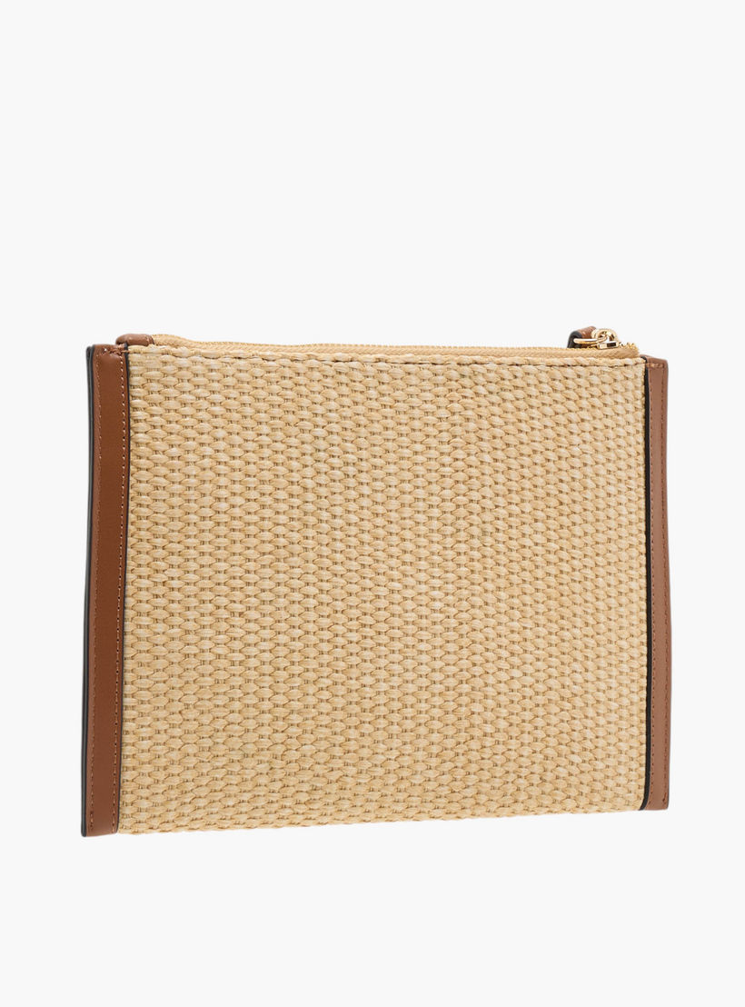 شنطة كلاتش بتفاصيل شعار وسحّاب وحلقة معصم من إيل-women-bagsandwallets-handbags-image-3