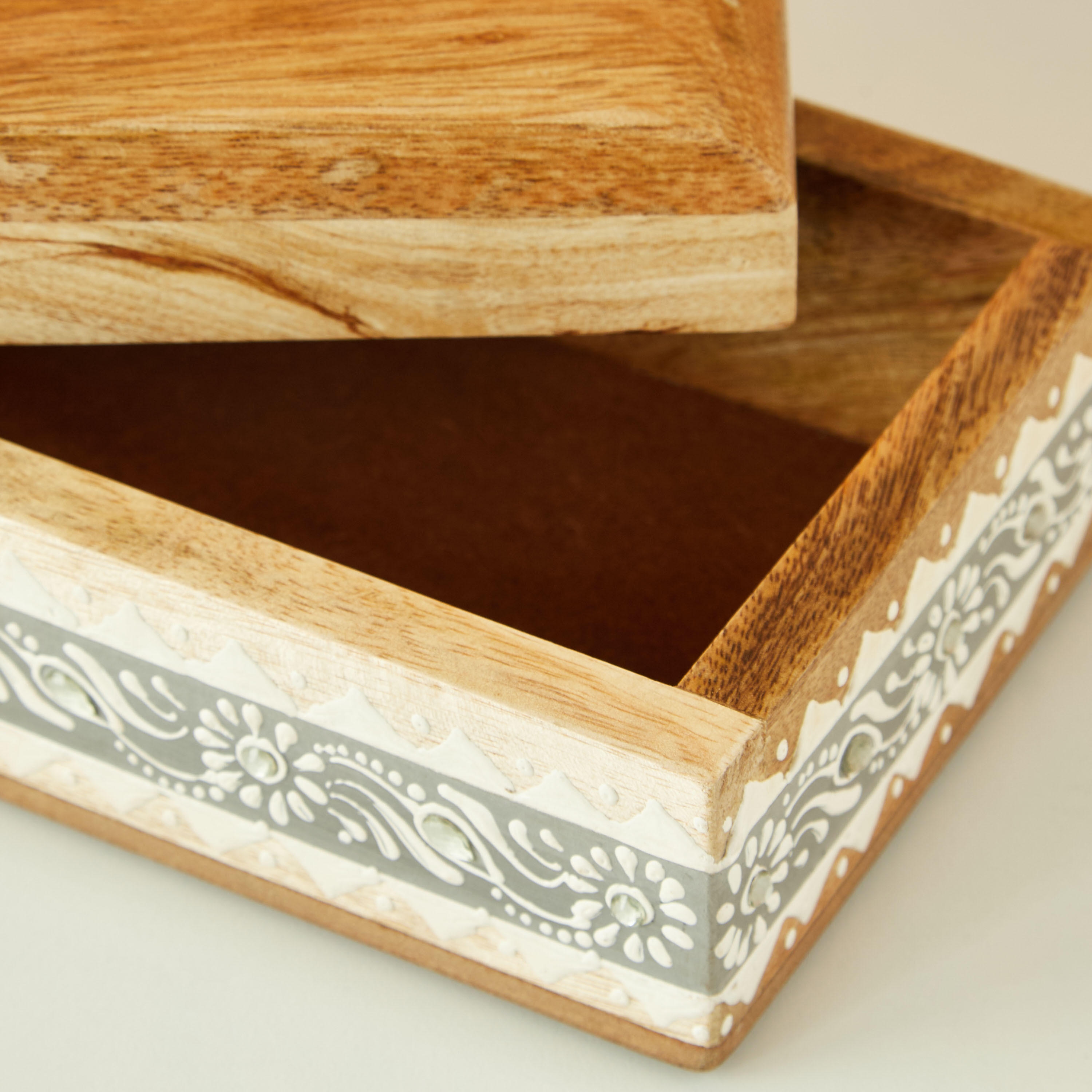 Embellished Wooden Tissue Box-household-decor-boxesandtrays-image-6