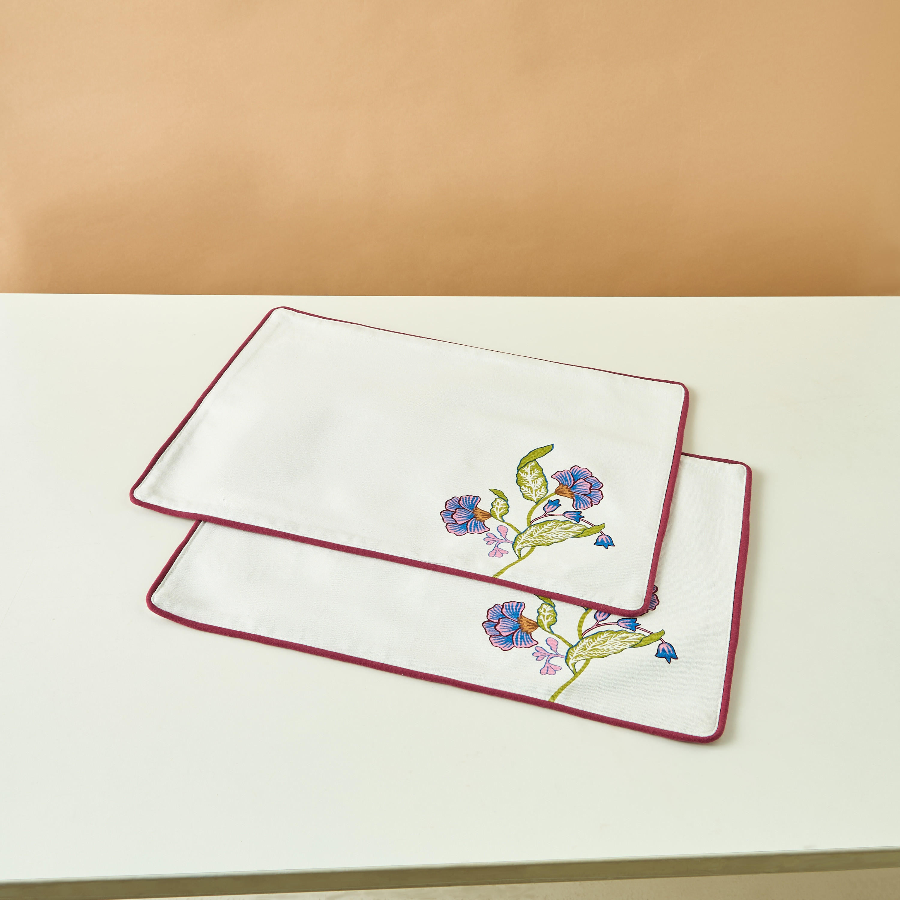 Summer Flower 2-Piece Printed Placemat Set - 33x45 cms-household-dining-tablelinen-placemats-image-1
