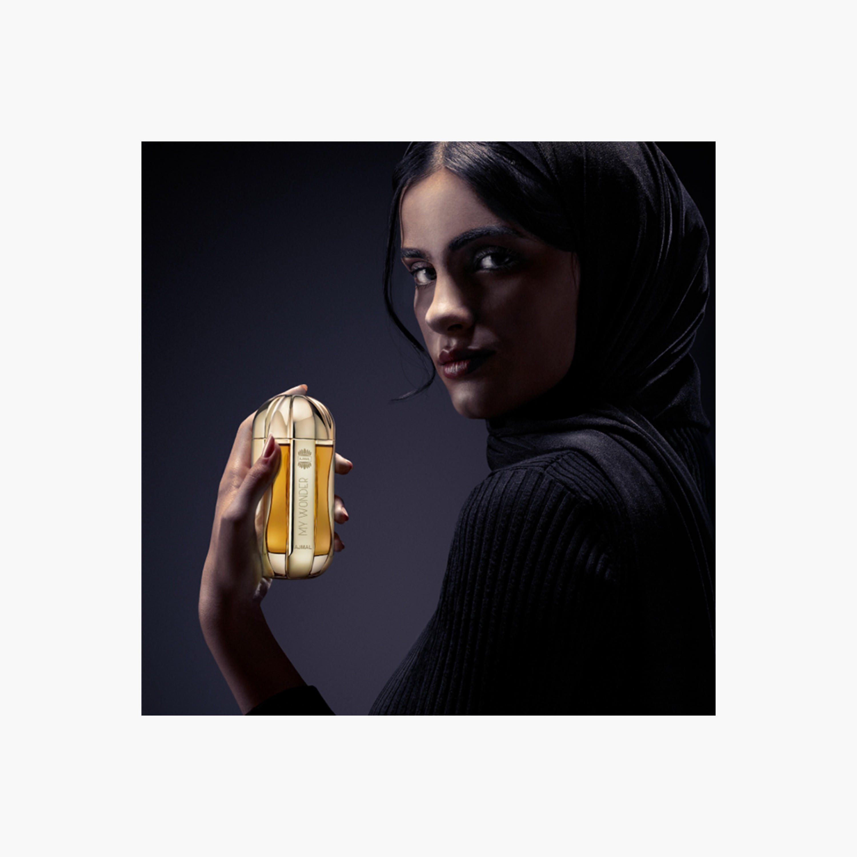 Golden Bottle Eau de Parfum-beautyandpersonalcare-fragrance-women-image-3