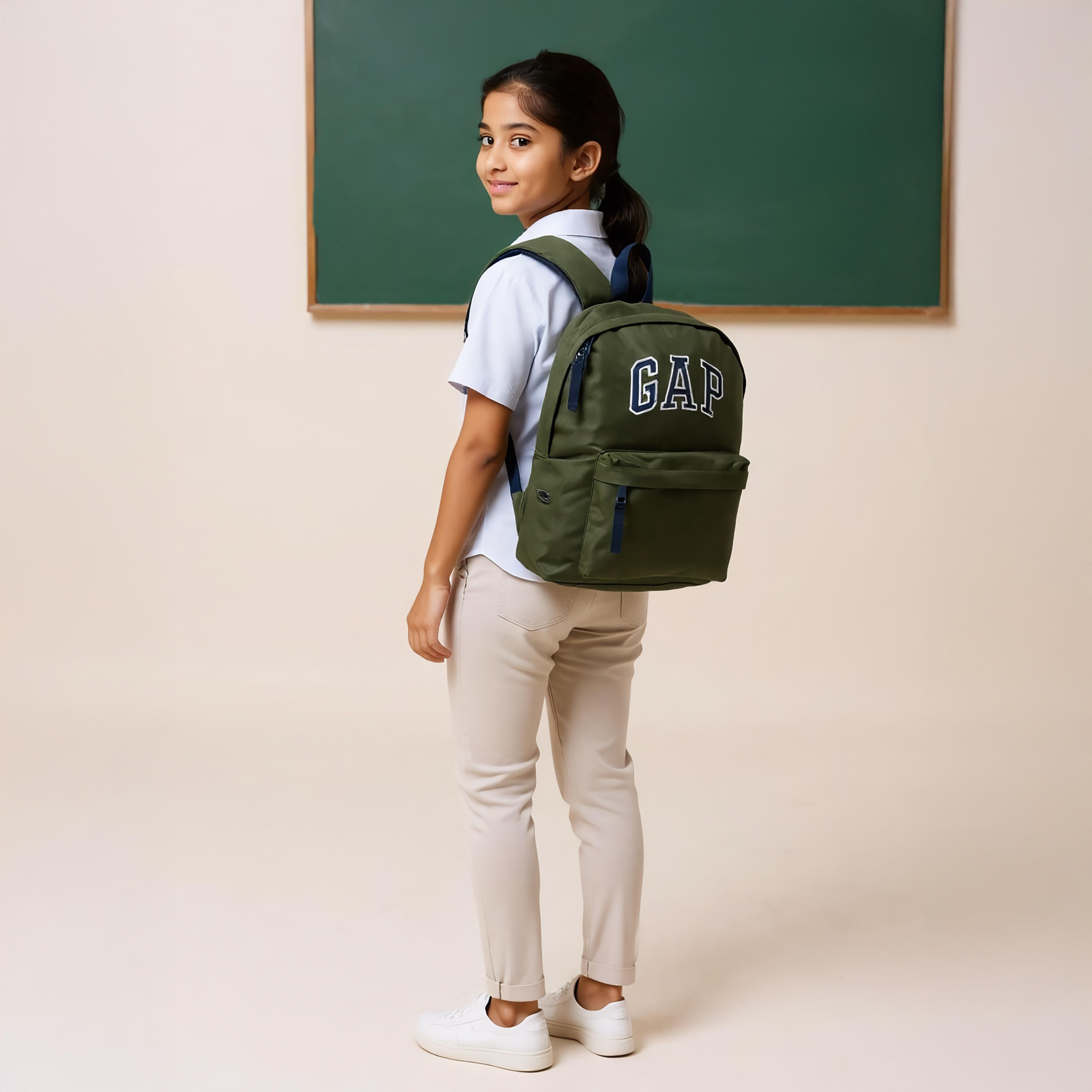 GAP 17-inch Logo Print Backpack with Adjustable Straps and Zip Closure - 43x29x11 cms-school-bagsandbackpacks-backpacks-image-2