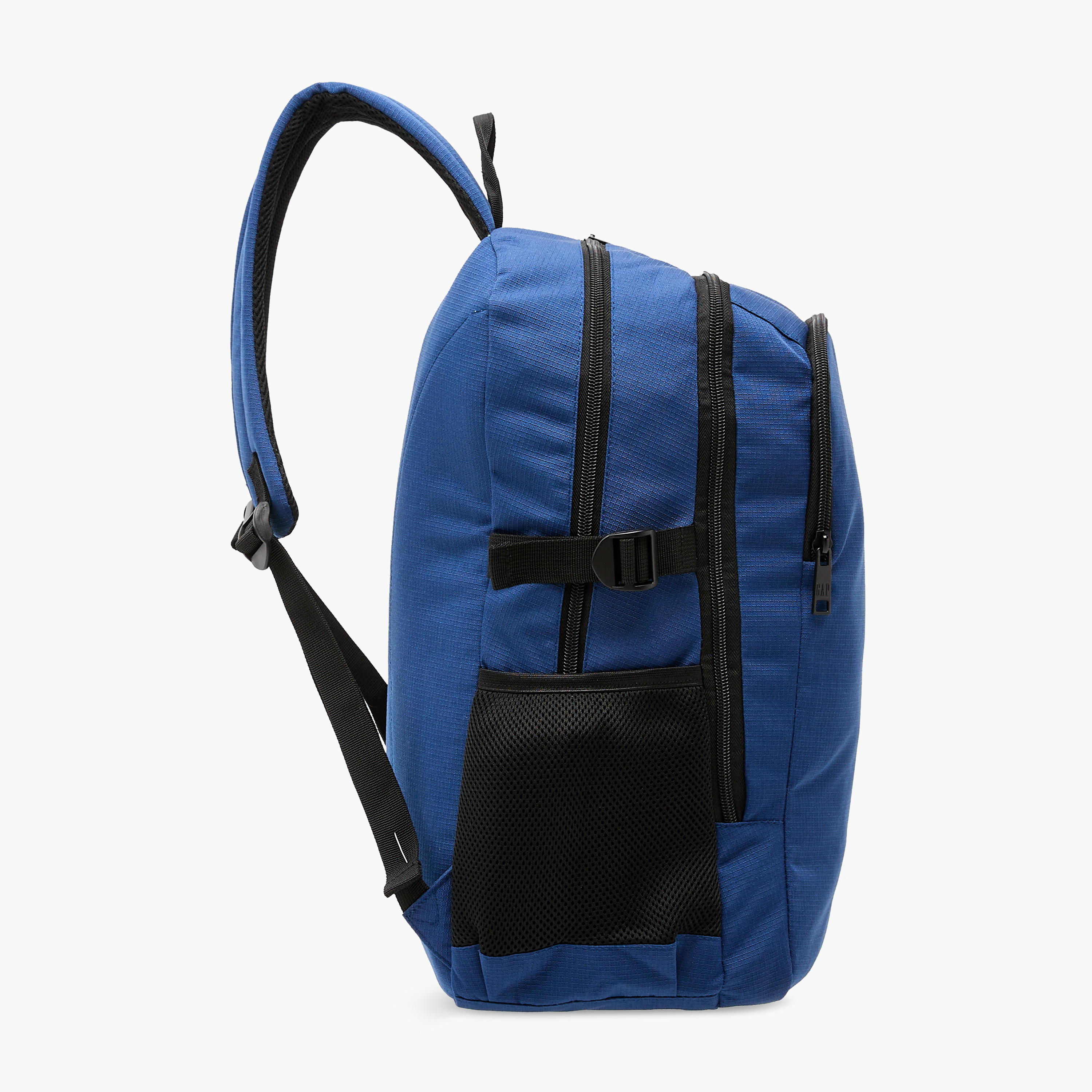 GAP 18-inch Solid Backpack with Adjustable Straps and Zip Closure - 45x30x19 cms-school-bagsandbackpacks-backpacks-image-5