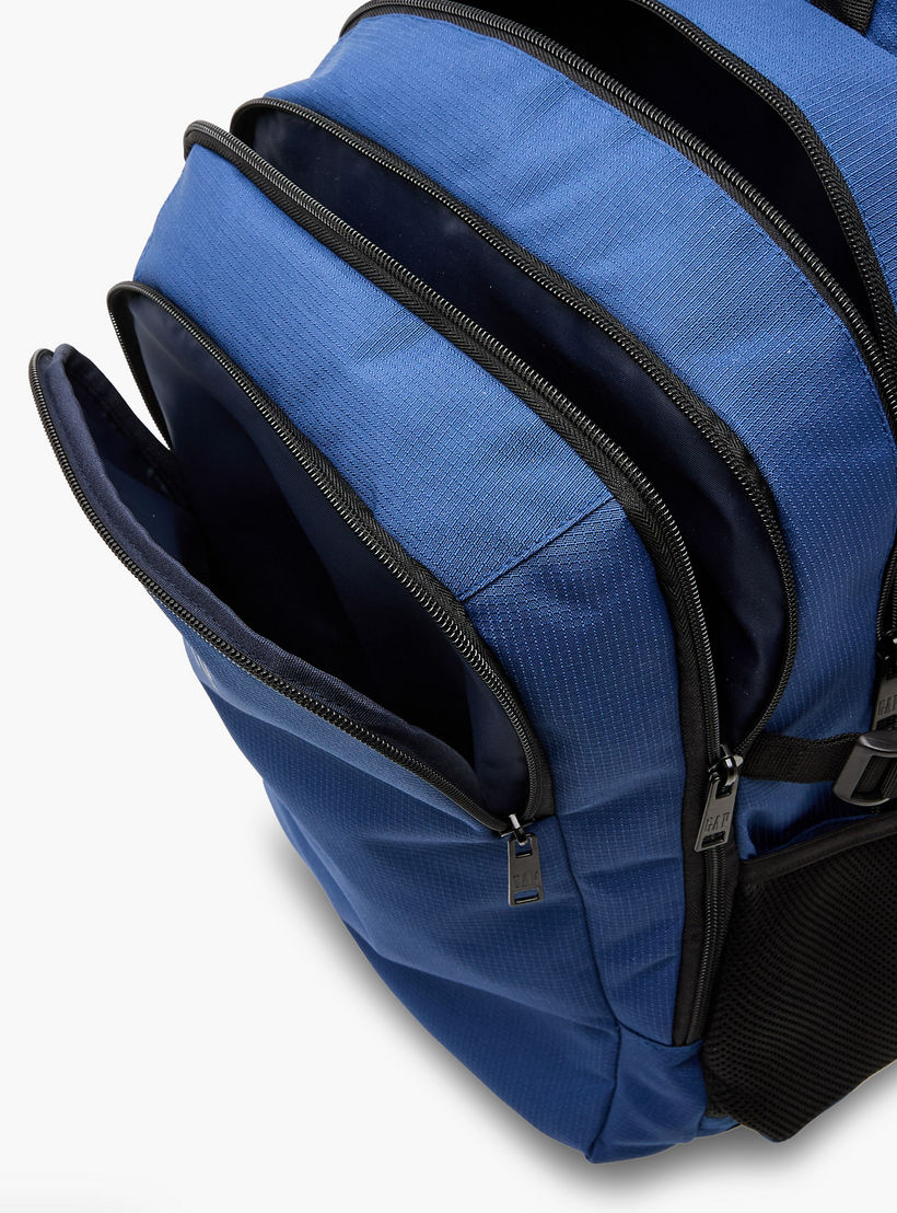 GAP 18-inch Solid Backpack with Adjustable Straps and Zip Closure - 45x30x19 cms-school-bagsandbackpacks-backpacks-image-11