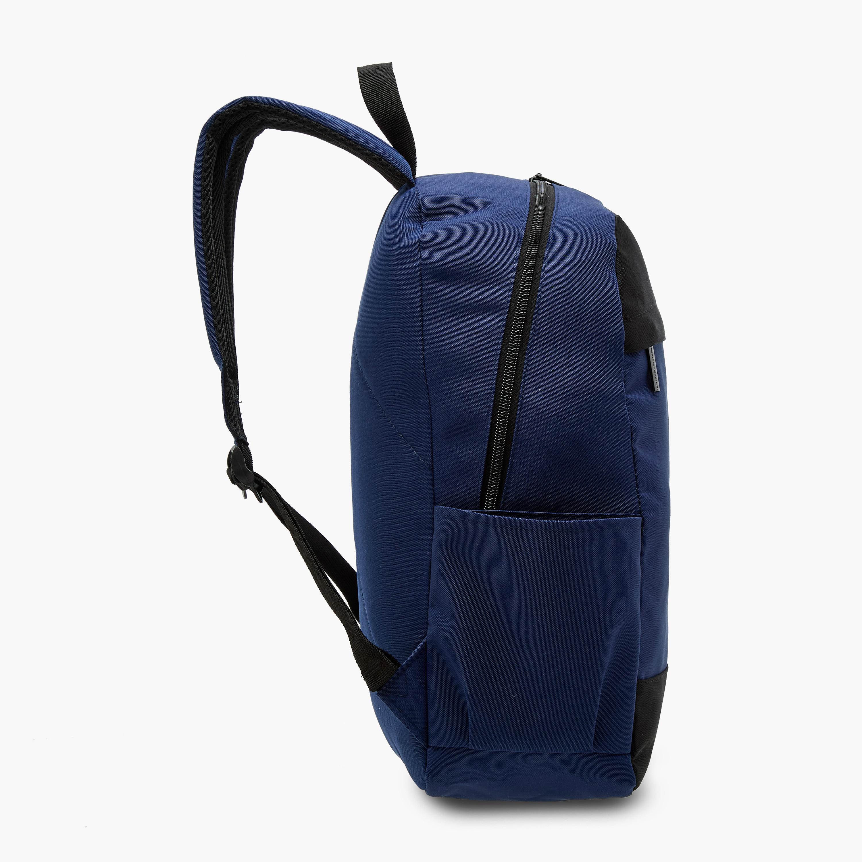 شنطة ظهر 17 بوصة سادة بحمّالات قابلة للتعديل وسحّاب إغلاق من يو سي بي - 43x28x14 سم-school-bagsandbackpacks-backpacks-image-5