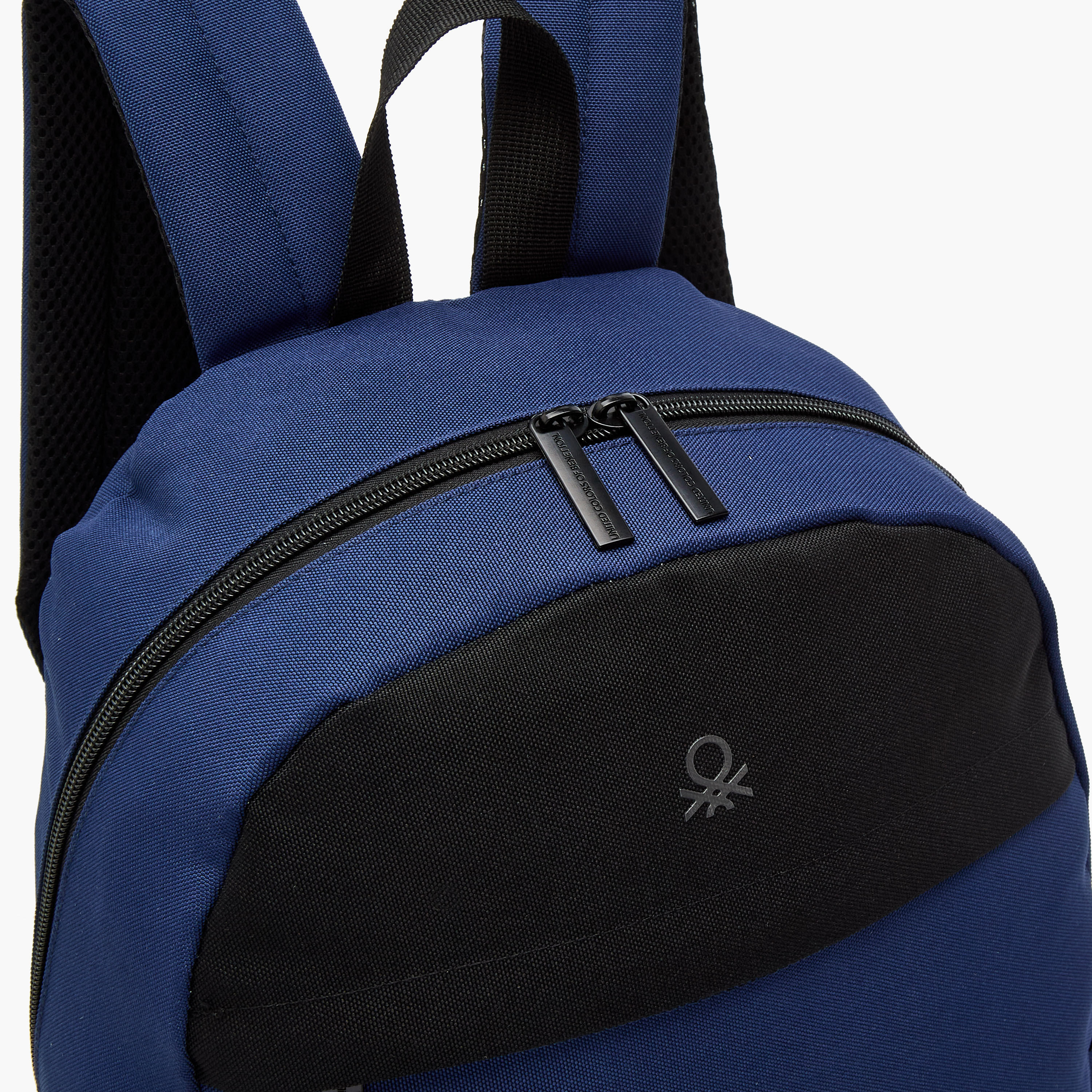 شنطة ظهر 17 بوصة سادة بحمّالات قابلة للتعديل وسحّاب إغلاق من يو سي بي - 43x28x14 سم-school-bagsandbackpacks-backpacks-image-9