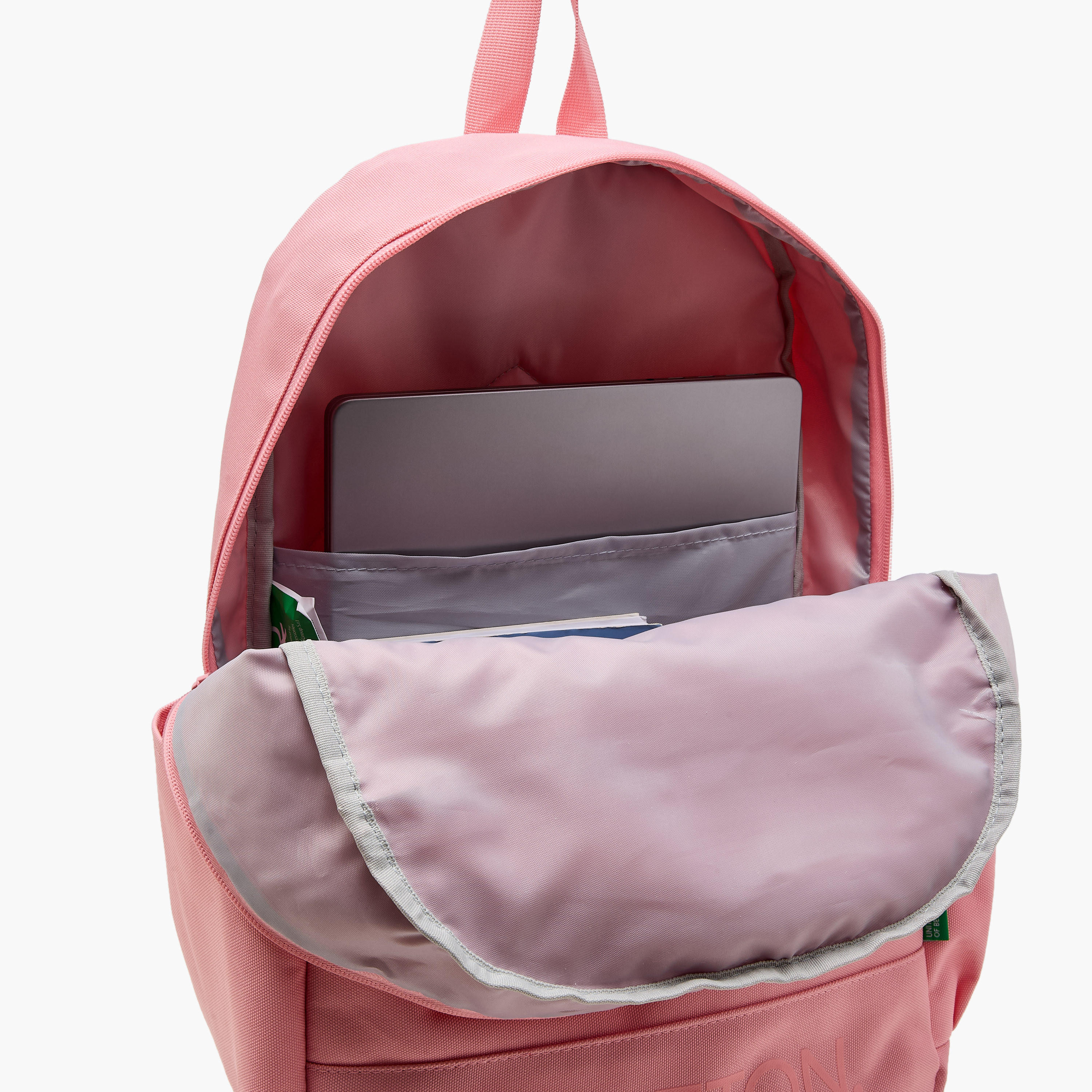 شنطة ظهر سادة بحمّالات قابلة للتعديل وسحّاب إغلاق من يو سي بي- 43x28x14 سم-school-bagsandbackpacks-backpacks-image-10