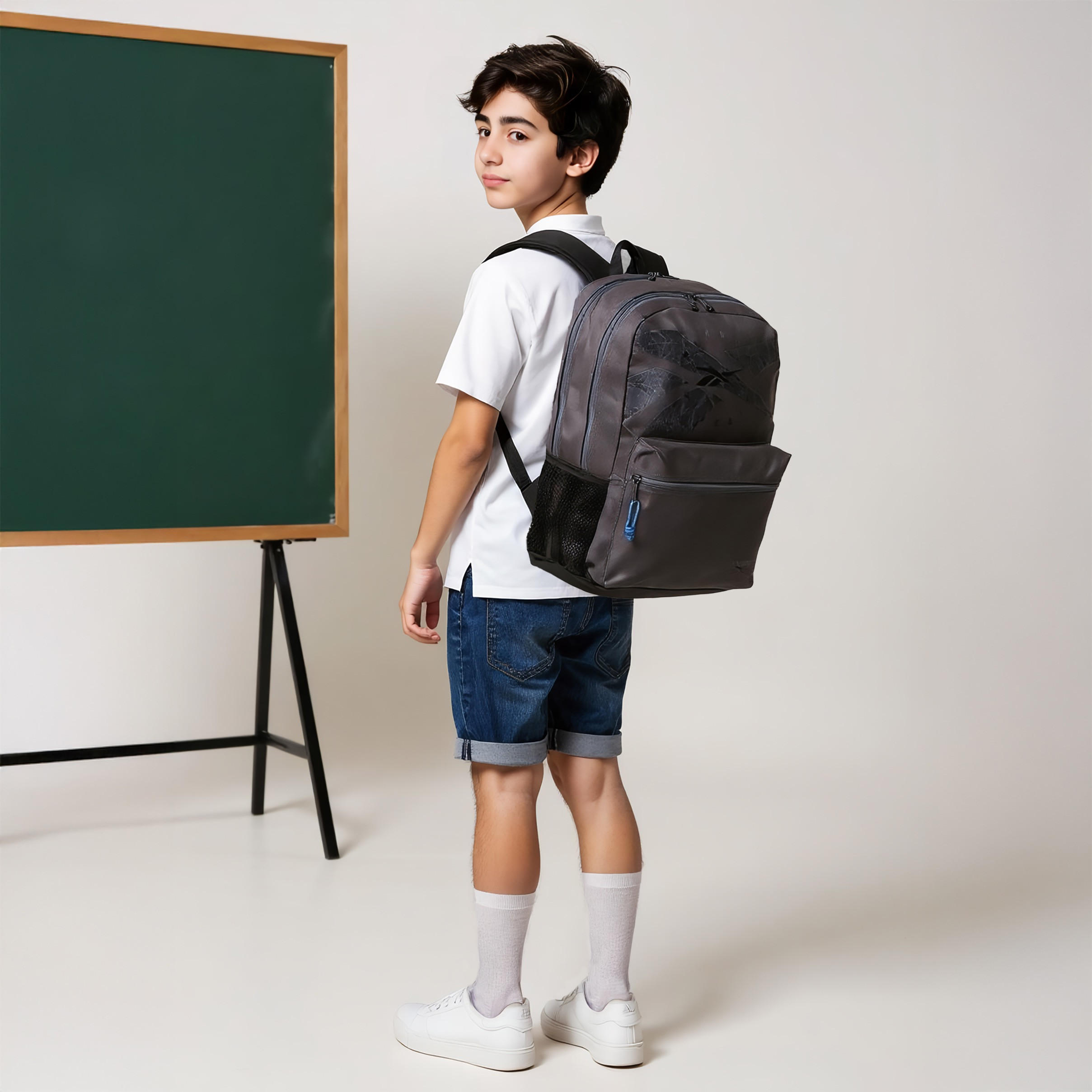 شنطة ظهر بحمالات قابلة للتعديل وسحاب إغلاق وطبعات شعار من ريبوك ستام - 20×23×14 سم-school-bagsandbackpacks-backpacks-image-2