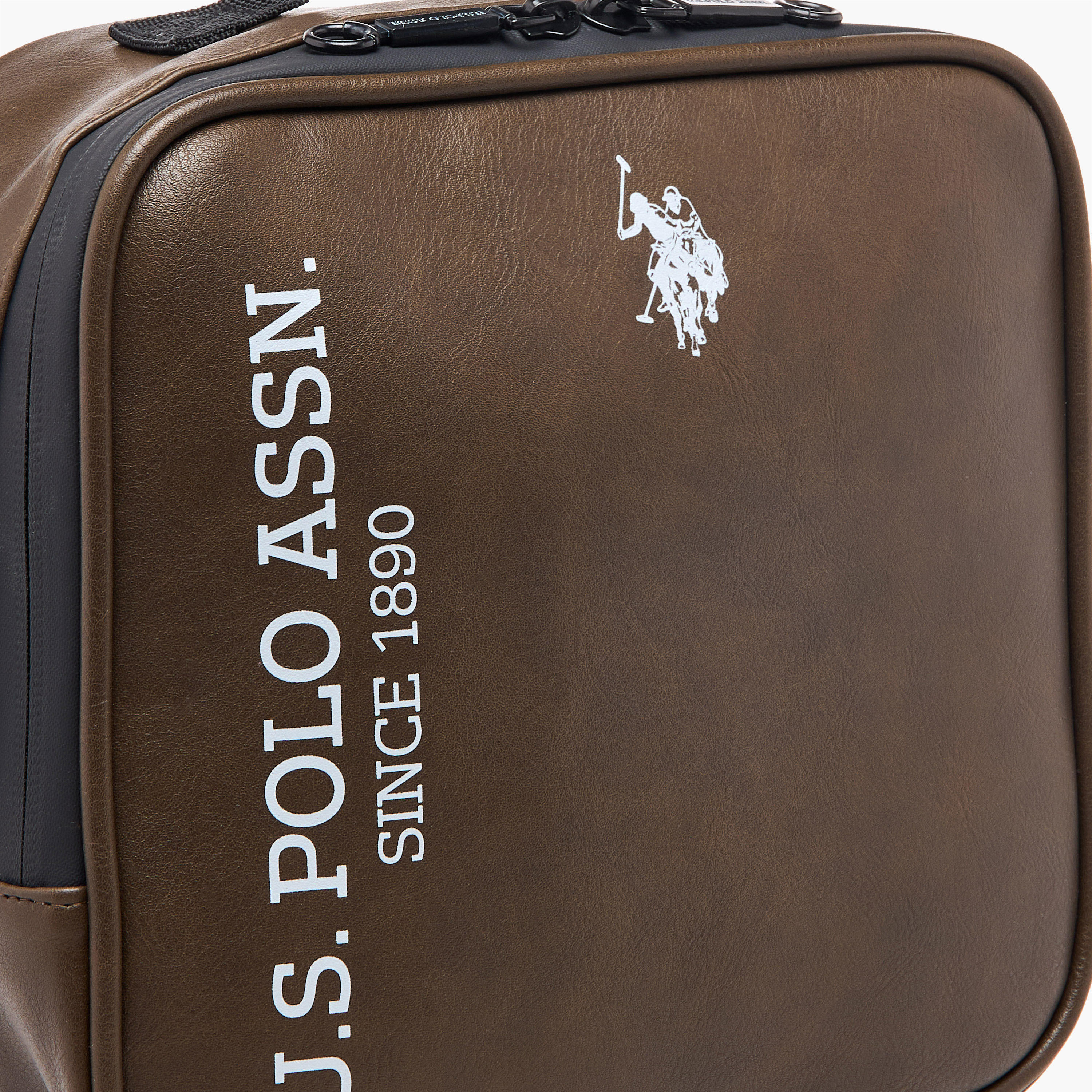 US Polo ASSN. Logo Print Lunch Bag with Zip Closure-school-lunchessentials-lunchbags-image-5