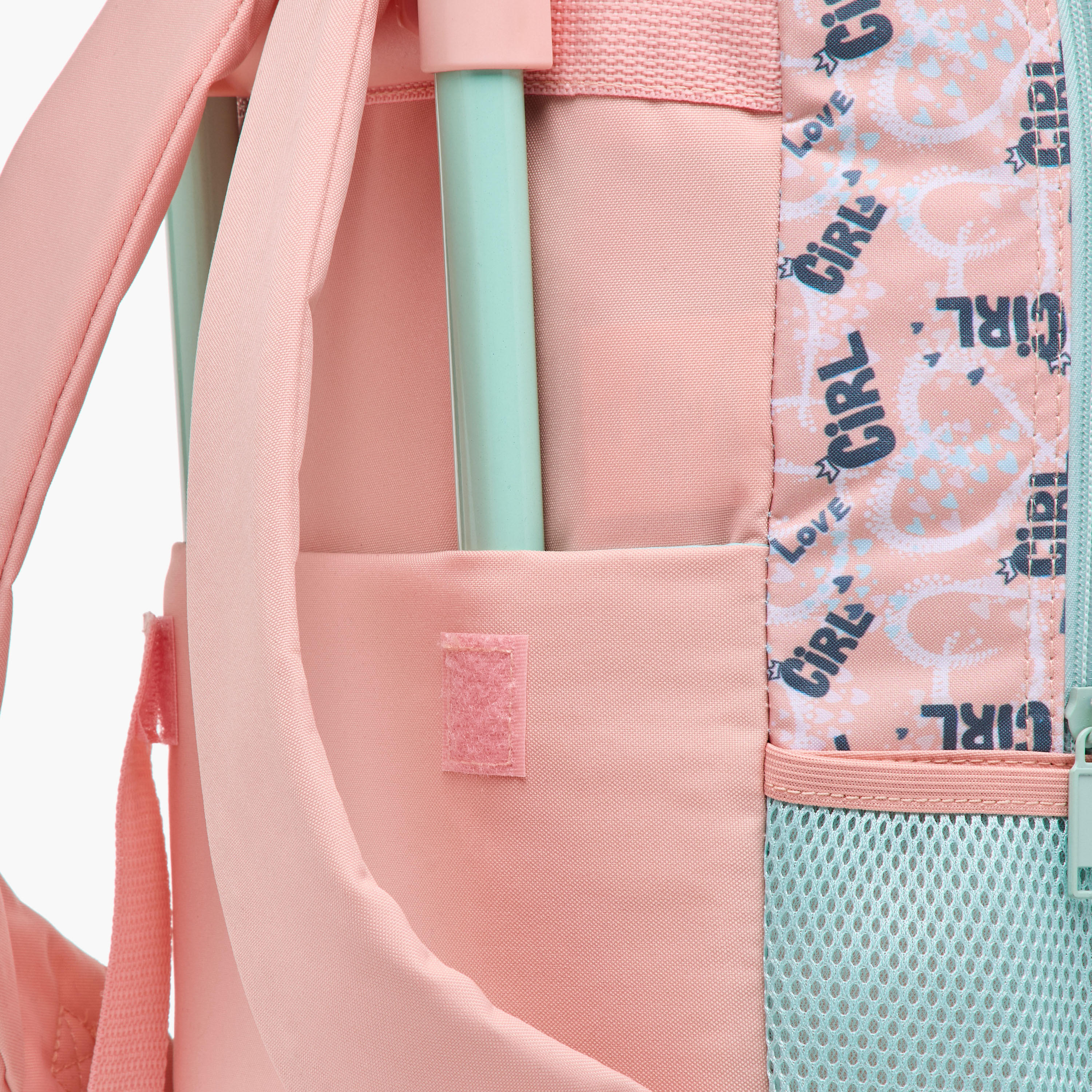 طقم شنطة ترولي مدرسية 5 قطع للبنات 5-8 سنوات مع شنطة غداء ومقلمة بطبعات من ماست-school-bagsandbackpacks-trolleybags-image-13