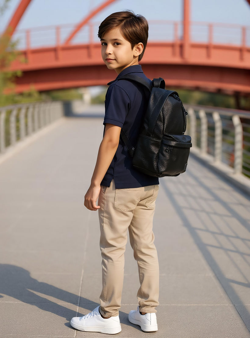 شنطة ظهر بارزة الملمس بحمّالات قابلة للتعديل وسحّاب إغلاق من ماست - 32x17x42 سم-school-bagsandbackpacks-backpacks-image-3