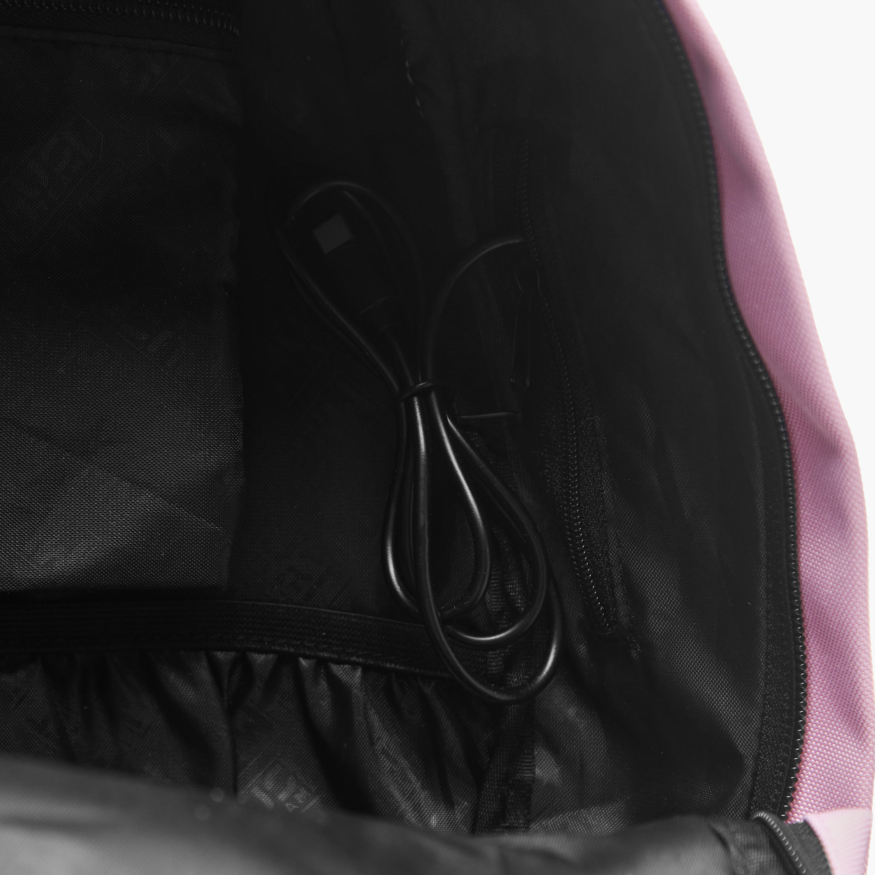 شنطة ظهر بزخارف شعار وحمّالات قابلة للتعديل وسحّاب إغلاق من ماست - 32x17x42 سم-school-bagsandbackpacks-backpacks-image-8