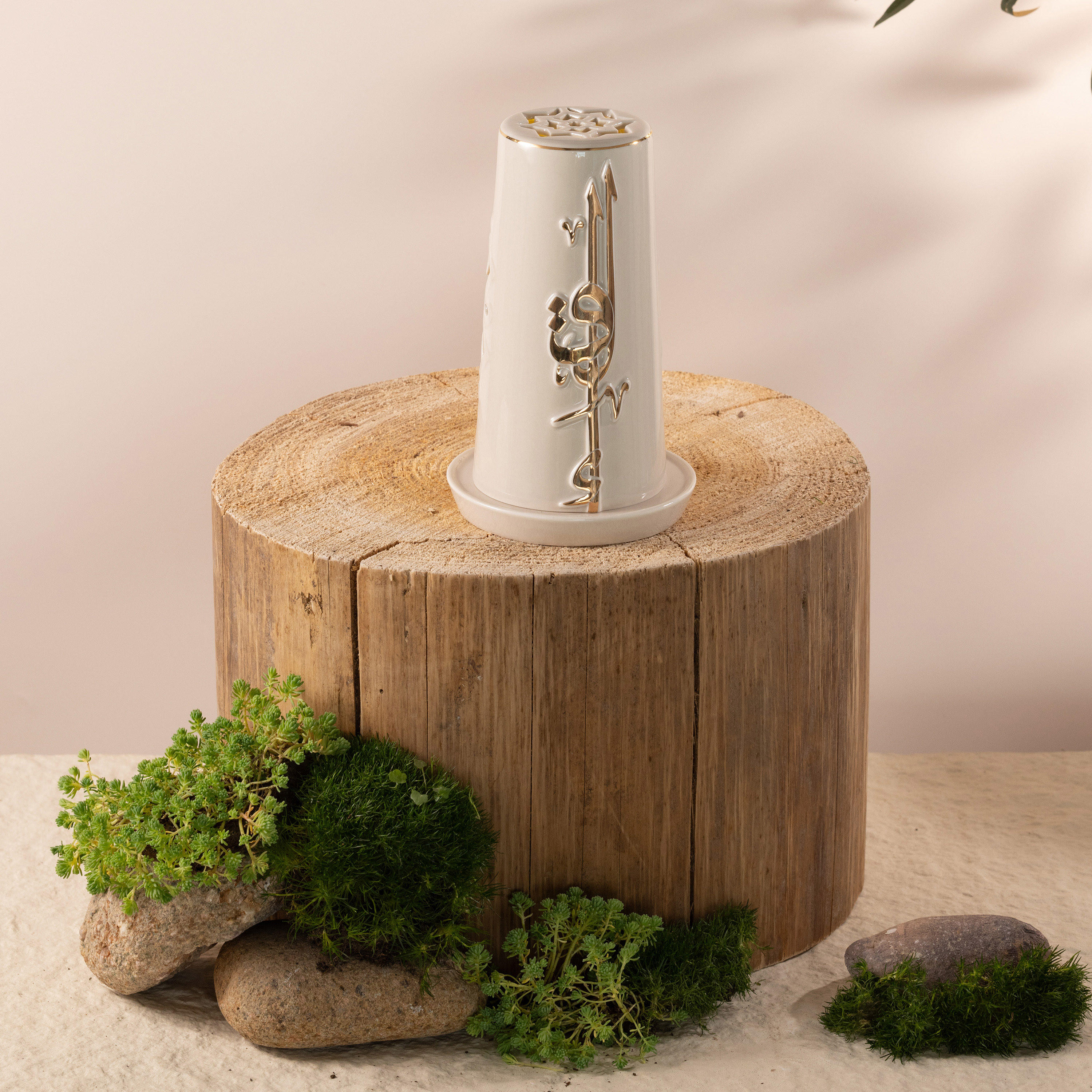 Otantik Lqaa Electronic Candle and Porcelain Holder Set - 17 cms-household-decor-candleholdersandlanterns-image-1