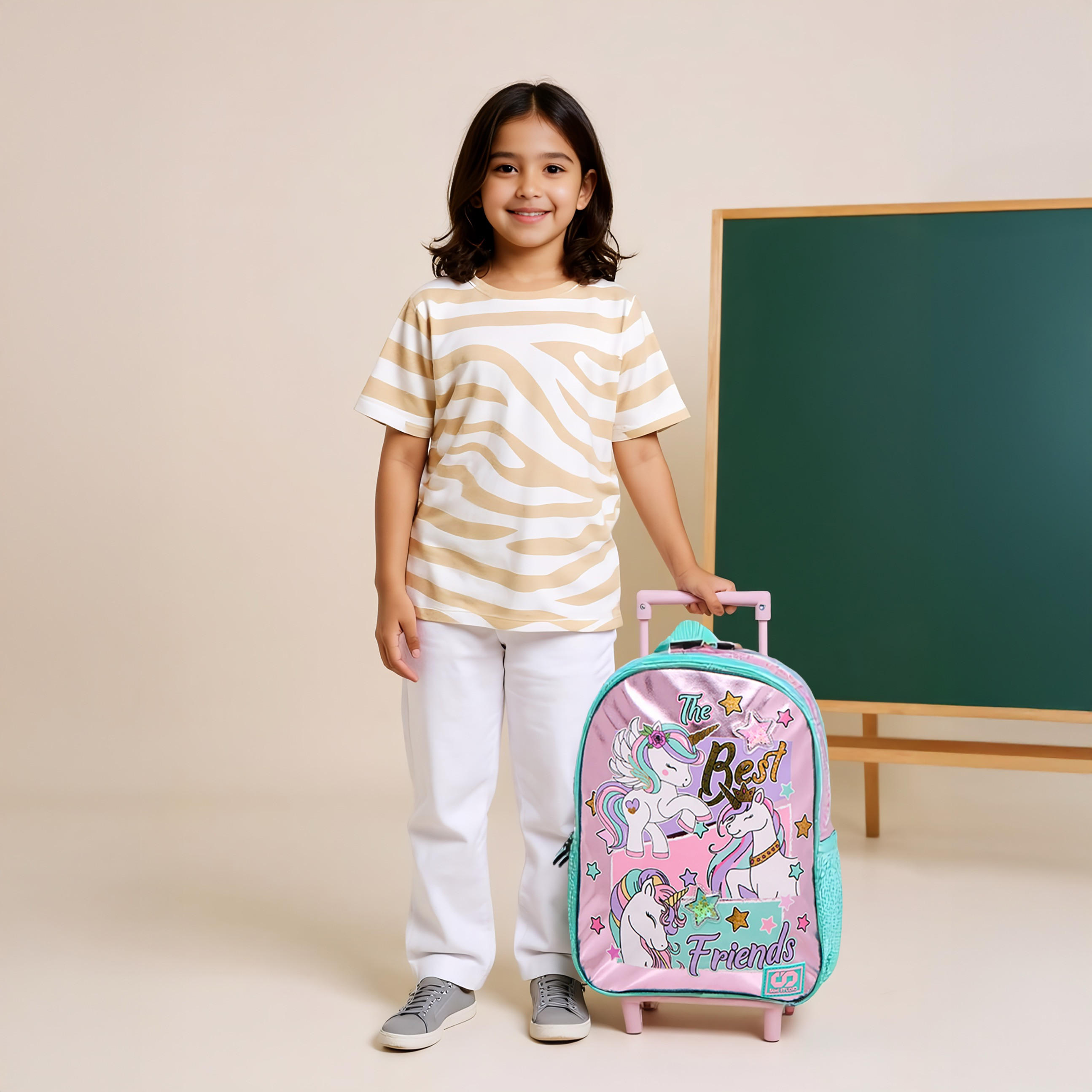 طقم شنطة ظهر ترولي 12 بوصة 3 قطع بطبعات يونيكورن من سامي ستوديو - 31x23x10 سم-school-bagsandbackpacks-trolleybags-image-2