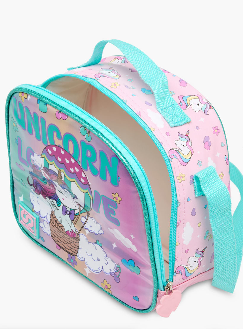 شنطة غداء بطبعات يونيكورن وحزام قابل للتعديل وسحاب إغلاق من سامي ستوديو-school-lunchessentials-lunchbags-image-7