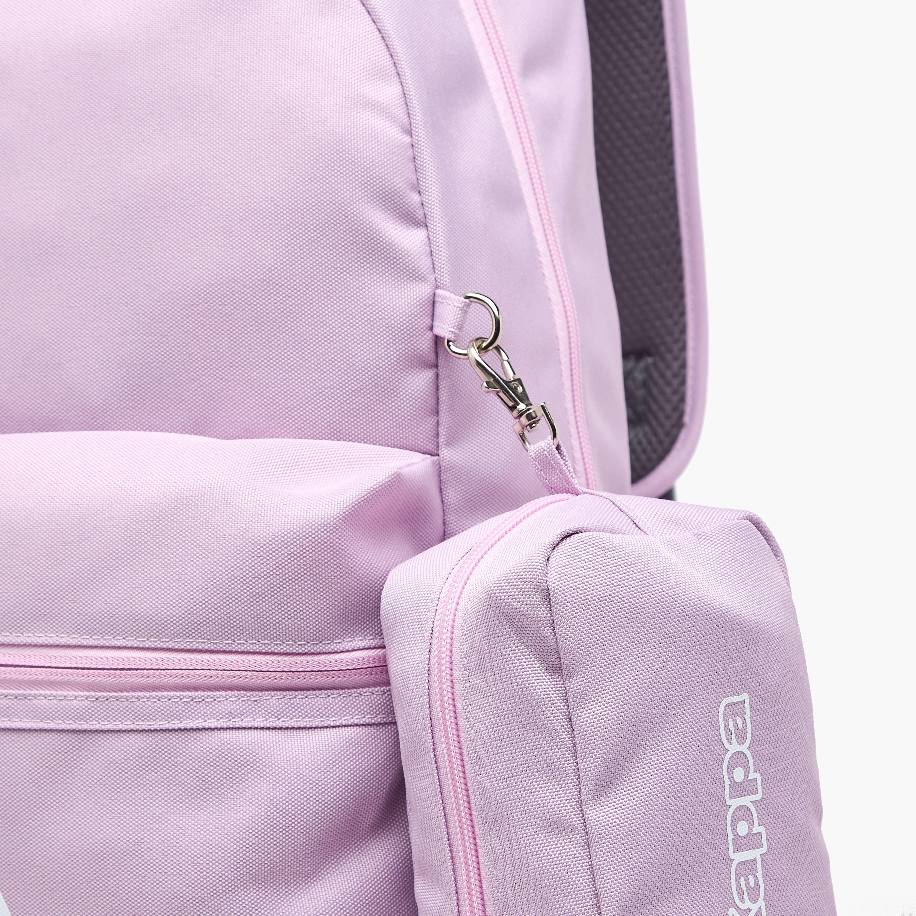 طقم شنطة ظهر مع شنطة غداء ومقلمة بطبعات شعار من كابا-cpkids-backtoschool-schoolbagsandbackpacks-backpacks-image-12