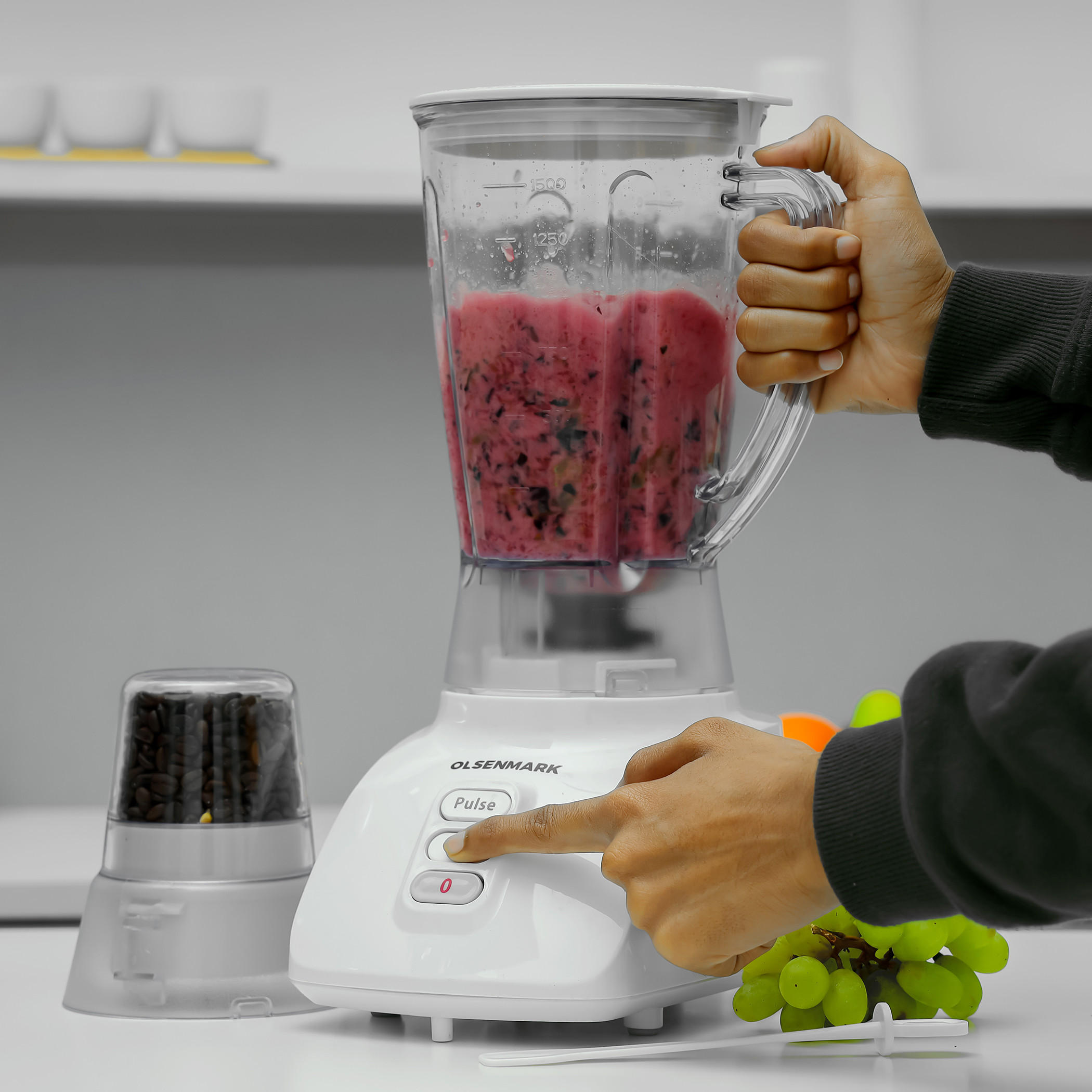 Olsenmark 2-in-1 Blender with Attachment - 1.5 L-household-appliances-kitchenappliances-blendersmixersandgrinders-image-4